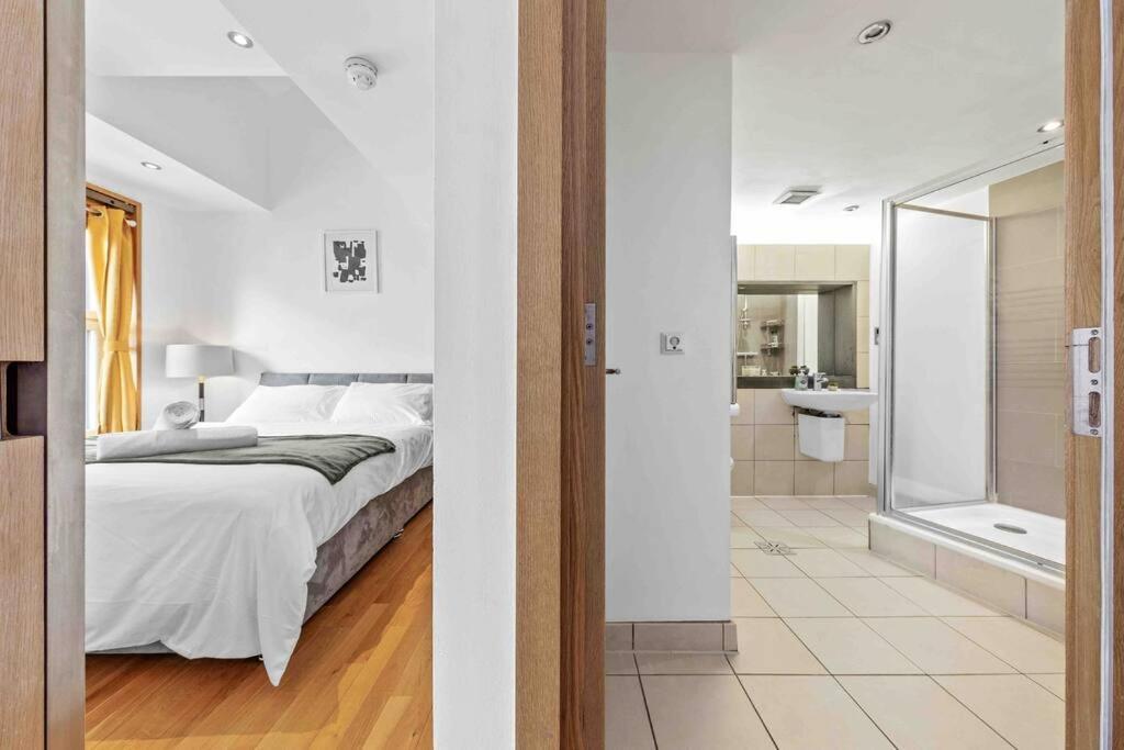 Piccadilly,stjames,mayfair In Heart Of Hy17 Londres