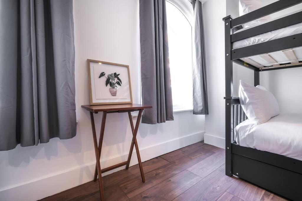 Appartamento Piccadilly Wonderland Sleep 8 Vra