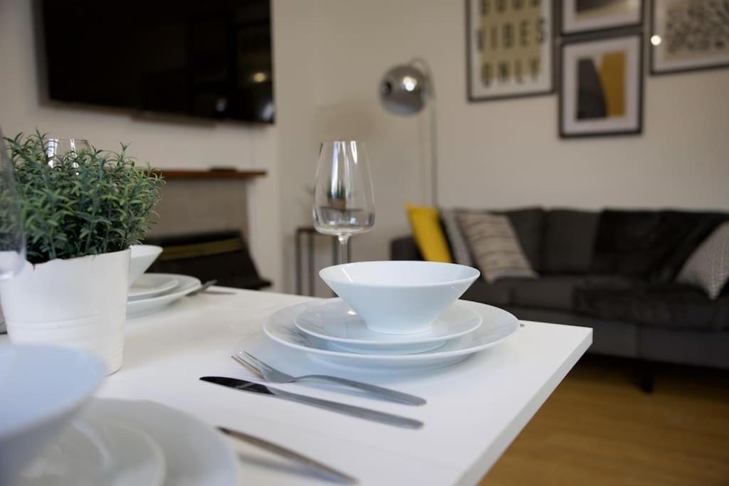 Appartement 2 Bed Flat With Easy Access To Excel, Central London, City Airport, O2 *