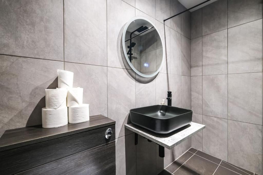 Spacious And Delightful Sleep 5 Piccadilly Vrc Appartement Londen