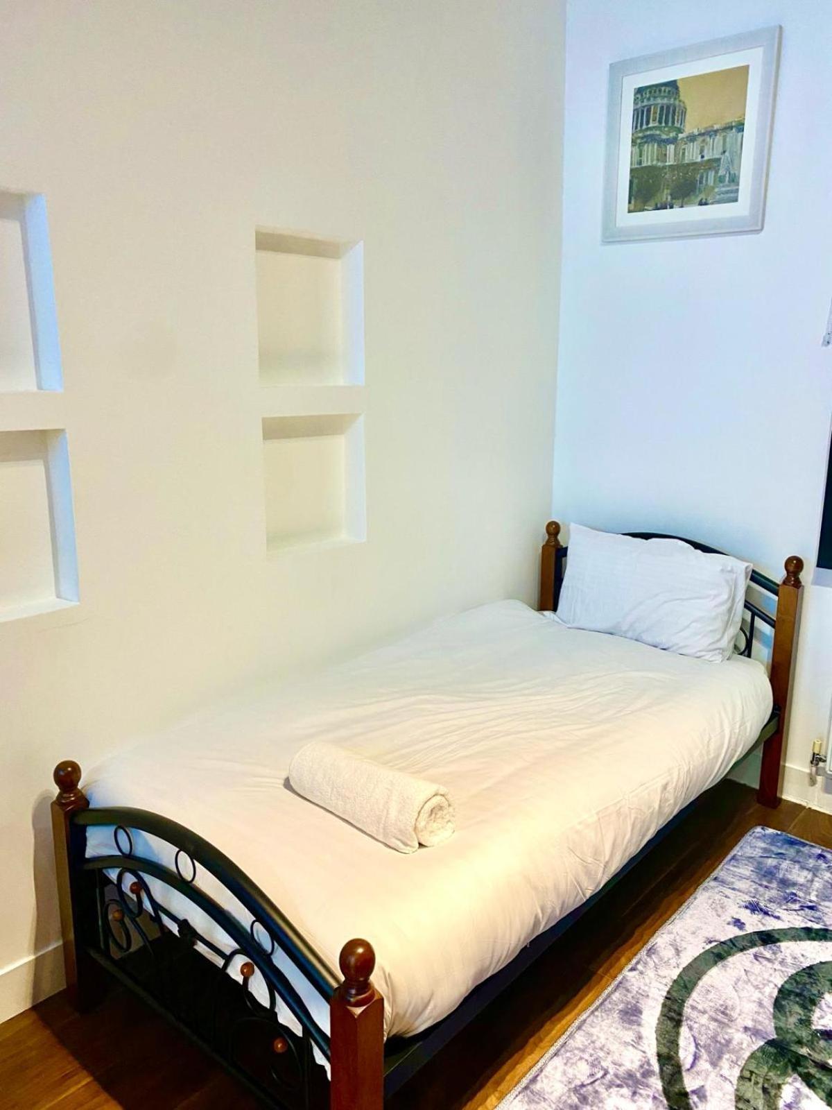 Entire One Bedroom Flat In Central Appartement