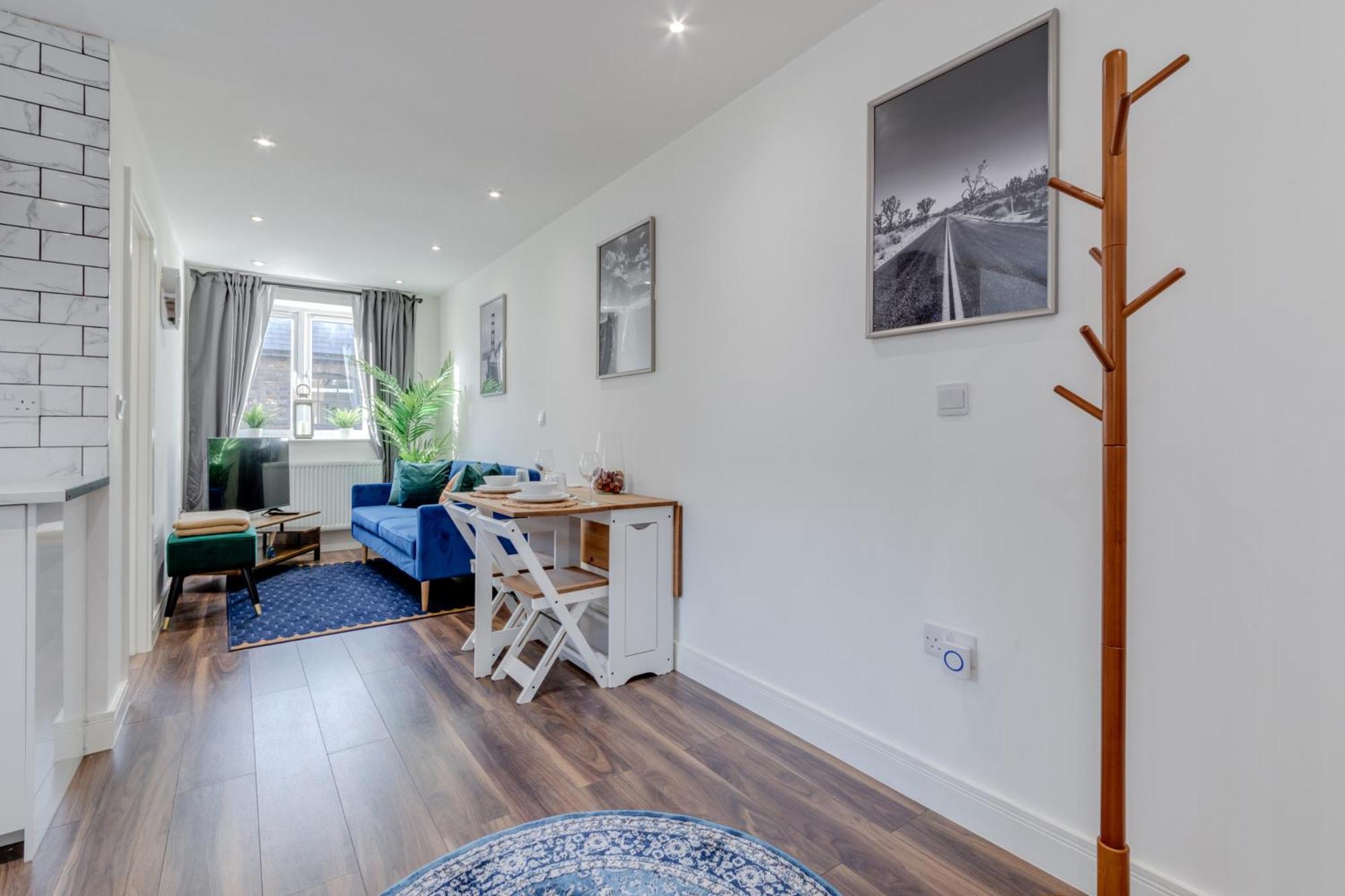 Modern 1 Bed - Nine Elms, Battersea * Londra