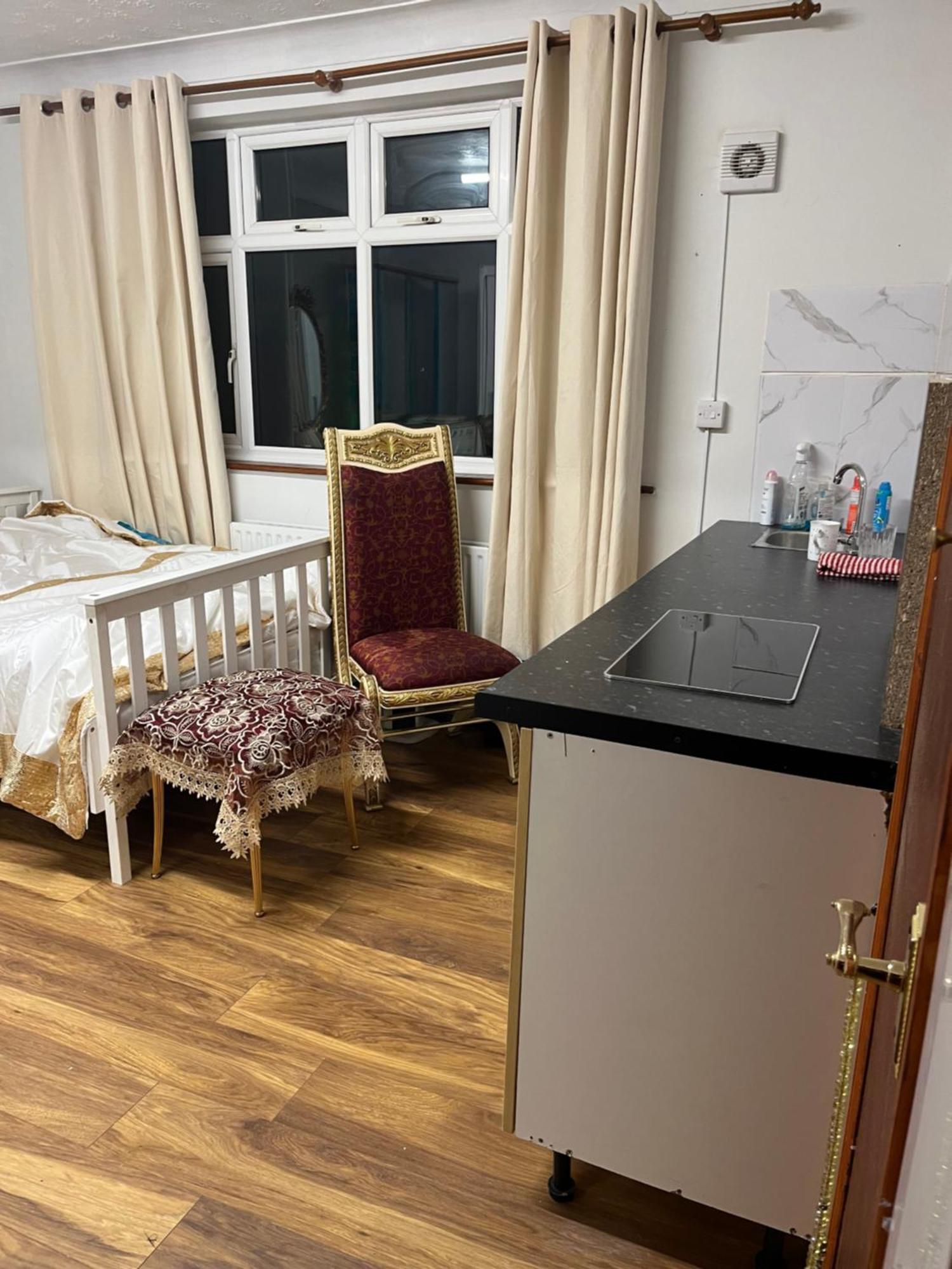 Queens Park Apartment London