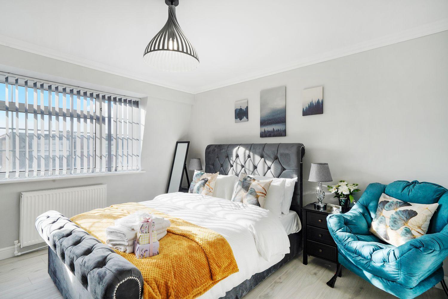 Appartement Spacious, 4 Bed, Garden, Parking, Excel *