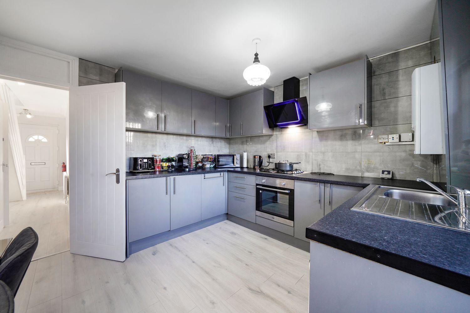 Appartement Spacious, 4 Bed, Garden, Parking, Excel *