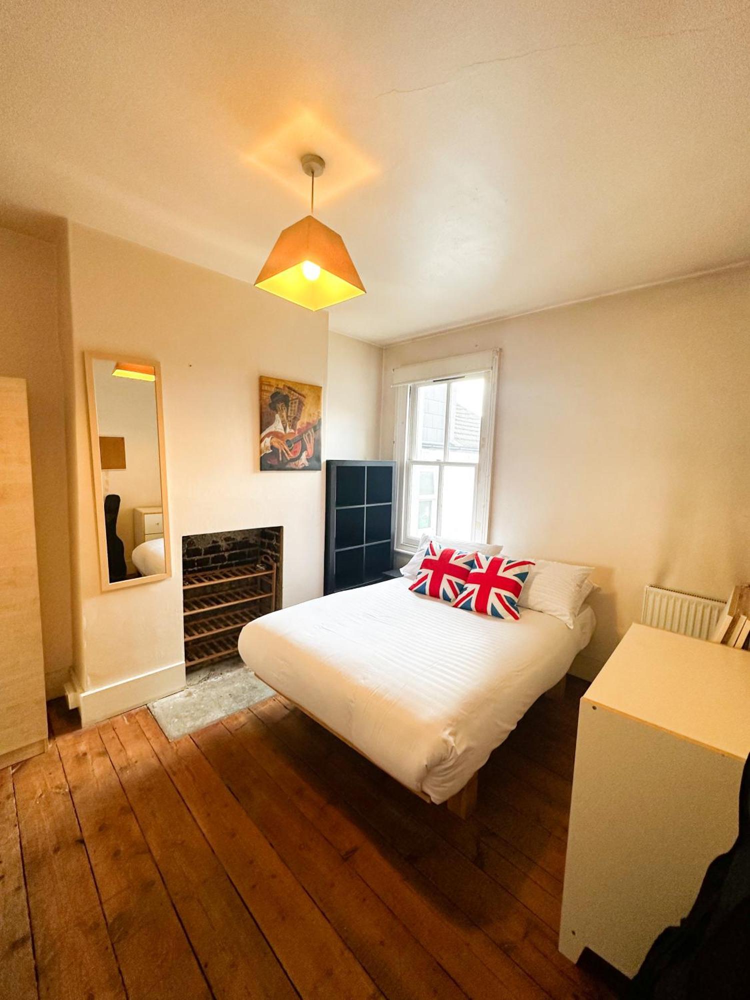 Holiday home 58 Alloa Townhouse London