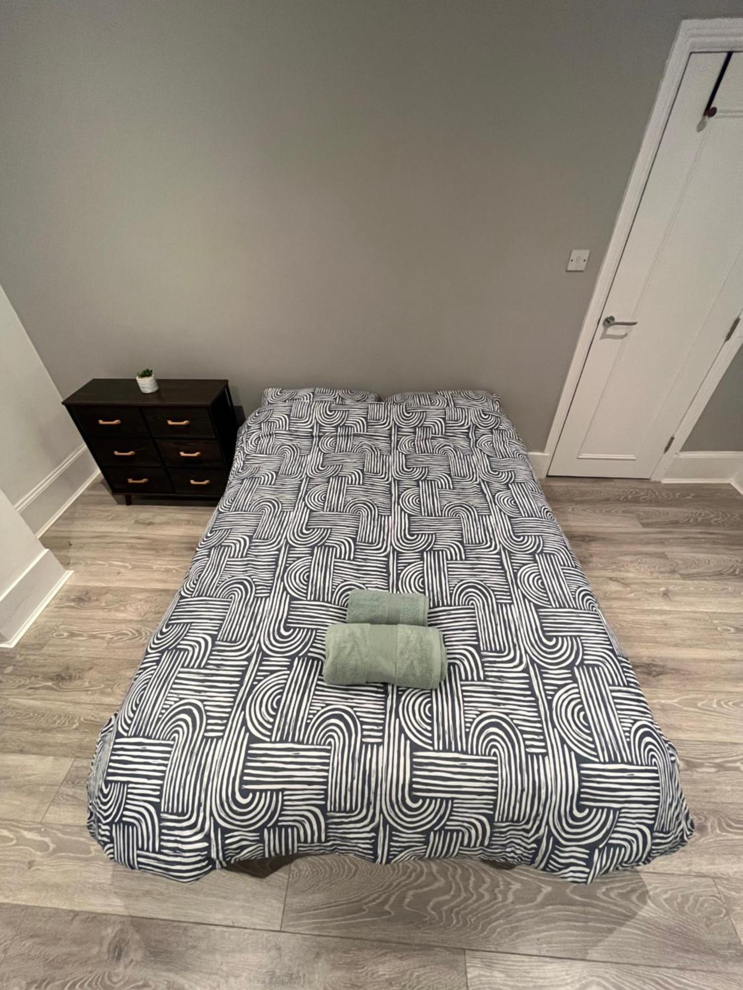 Cozy Two Bed In Brixton Next To Station * London