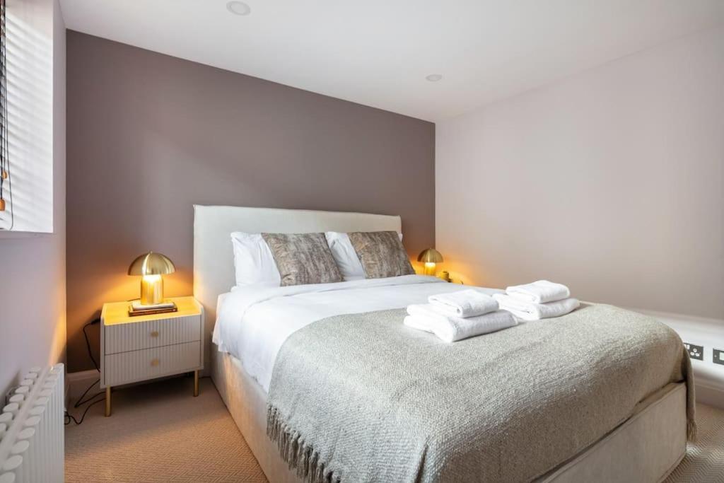 Prime Covent Garden Gem With Air-con Leilighet