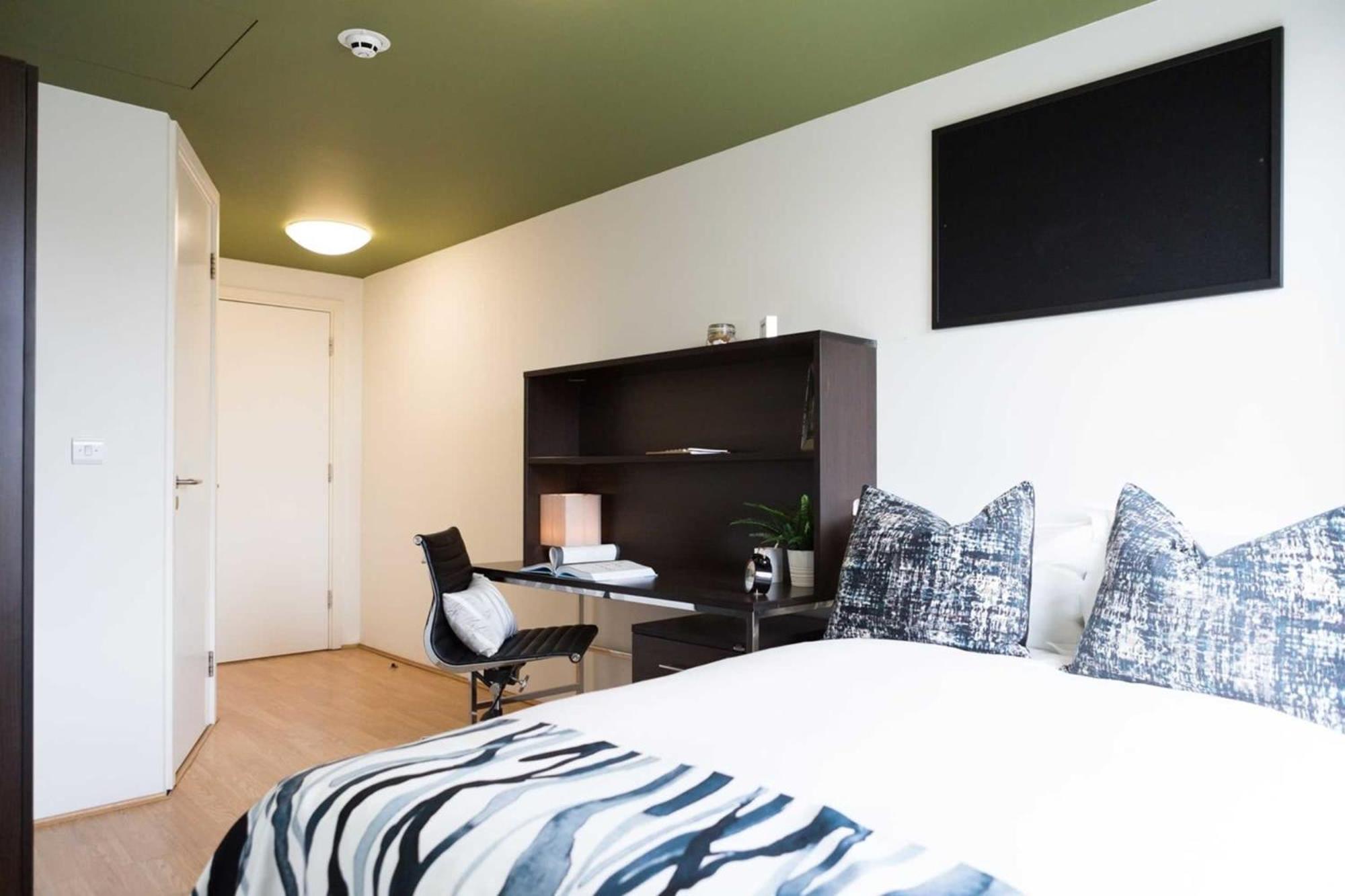 Comfortable And At Chapter Spitalfields In