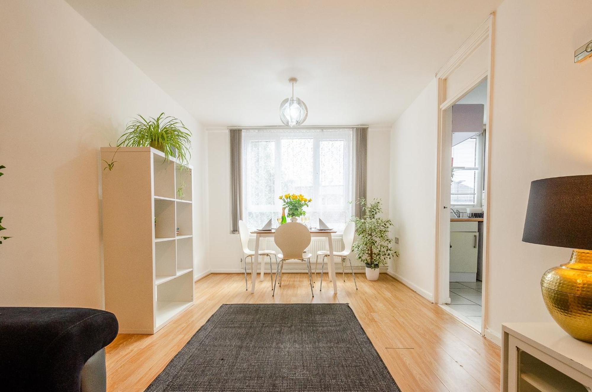 Appartement Serviced - Exel & O2 & Canning Town - Away From