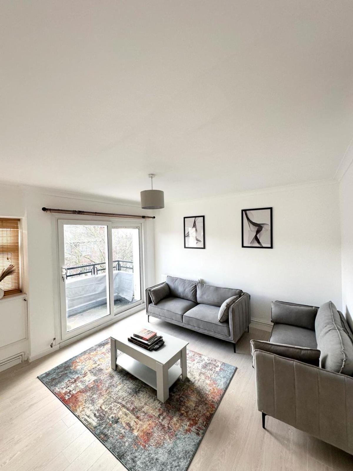 2 Bed Near Nine Elms Station Lejlighed