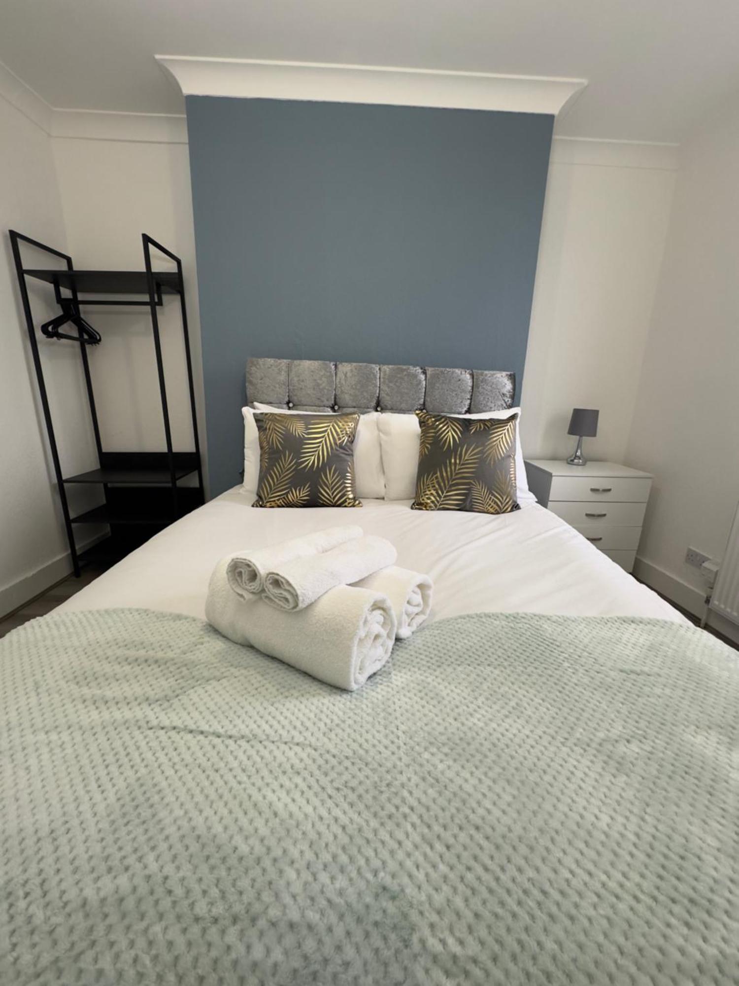 Ferienhaus Newly Decorated 5-bed Hackney Townhouse *