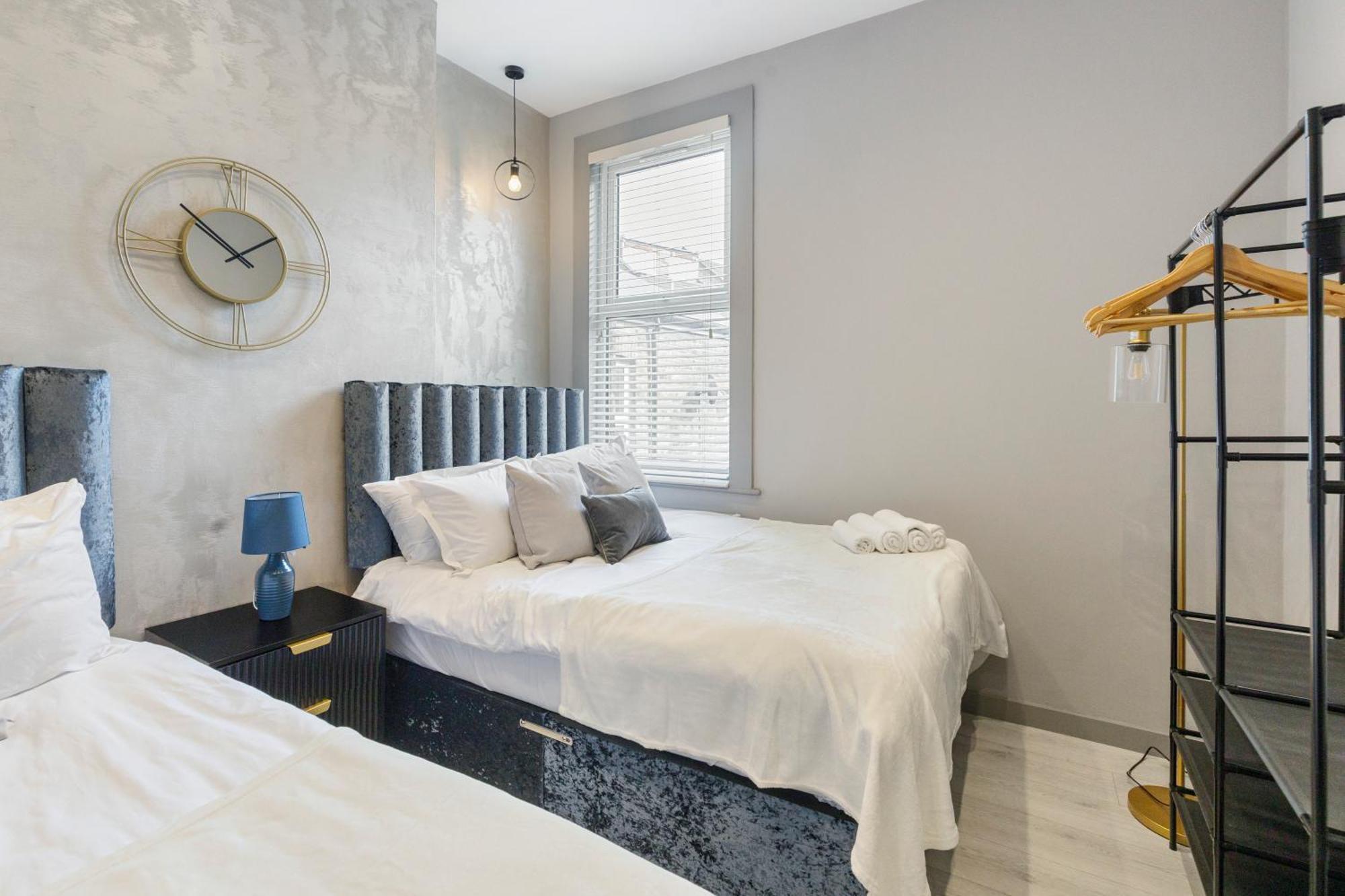 Wembley Luxury 3 Bedroom Appartement Londen