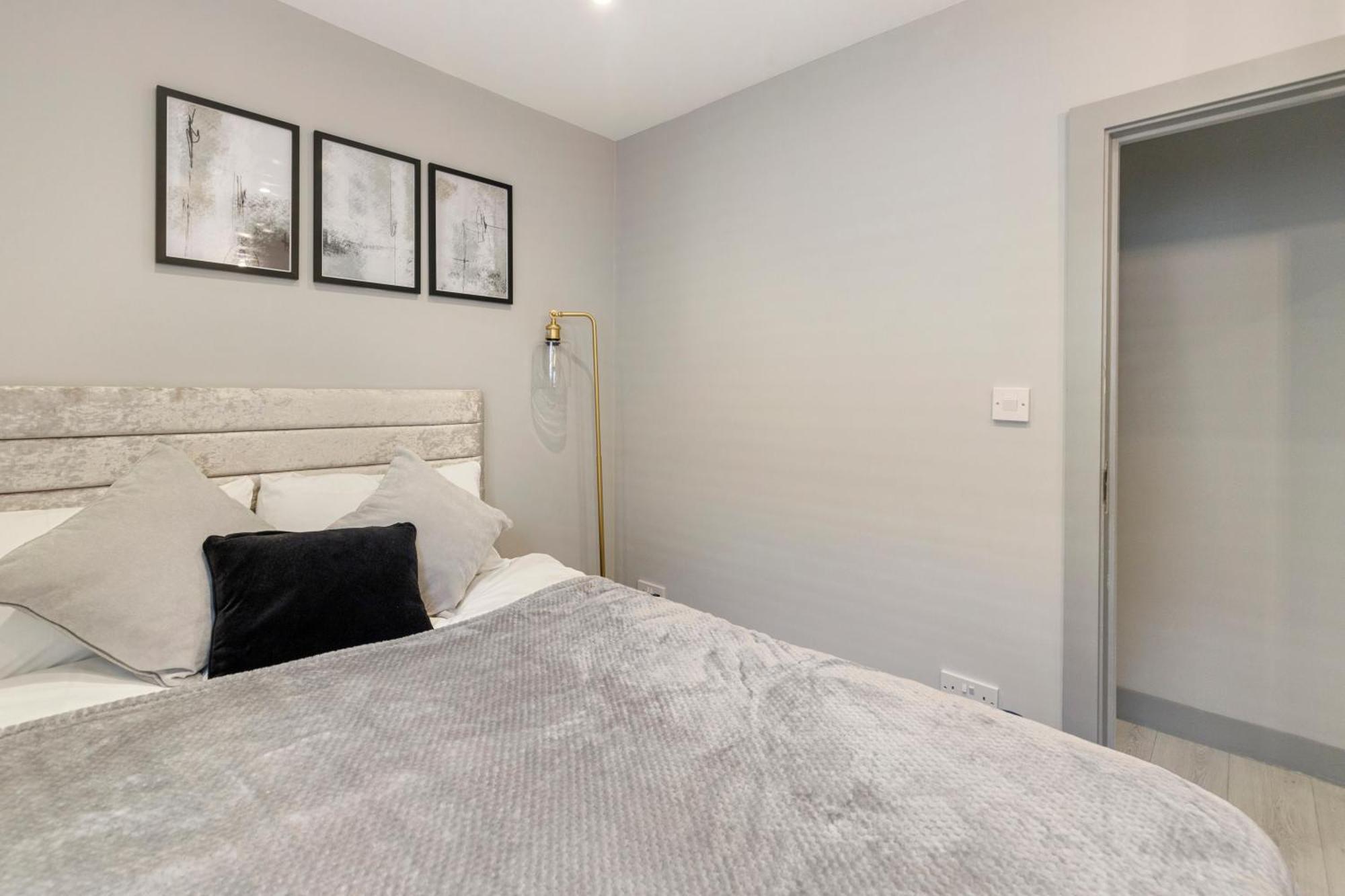 Appartement Wembley Luxury 3 Bedroom Londen