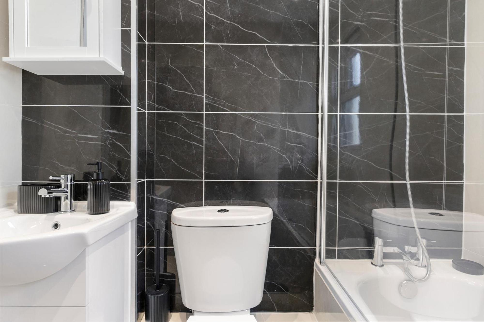 Wembley Luxury 3 Bedroom Appartement