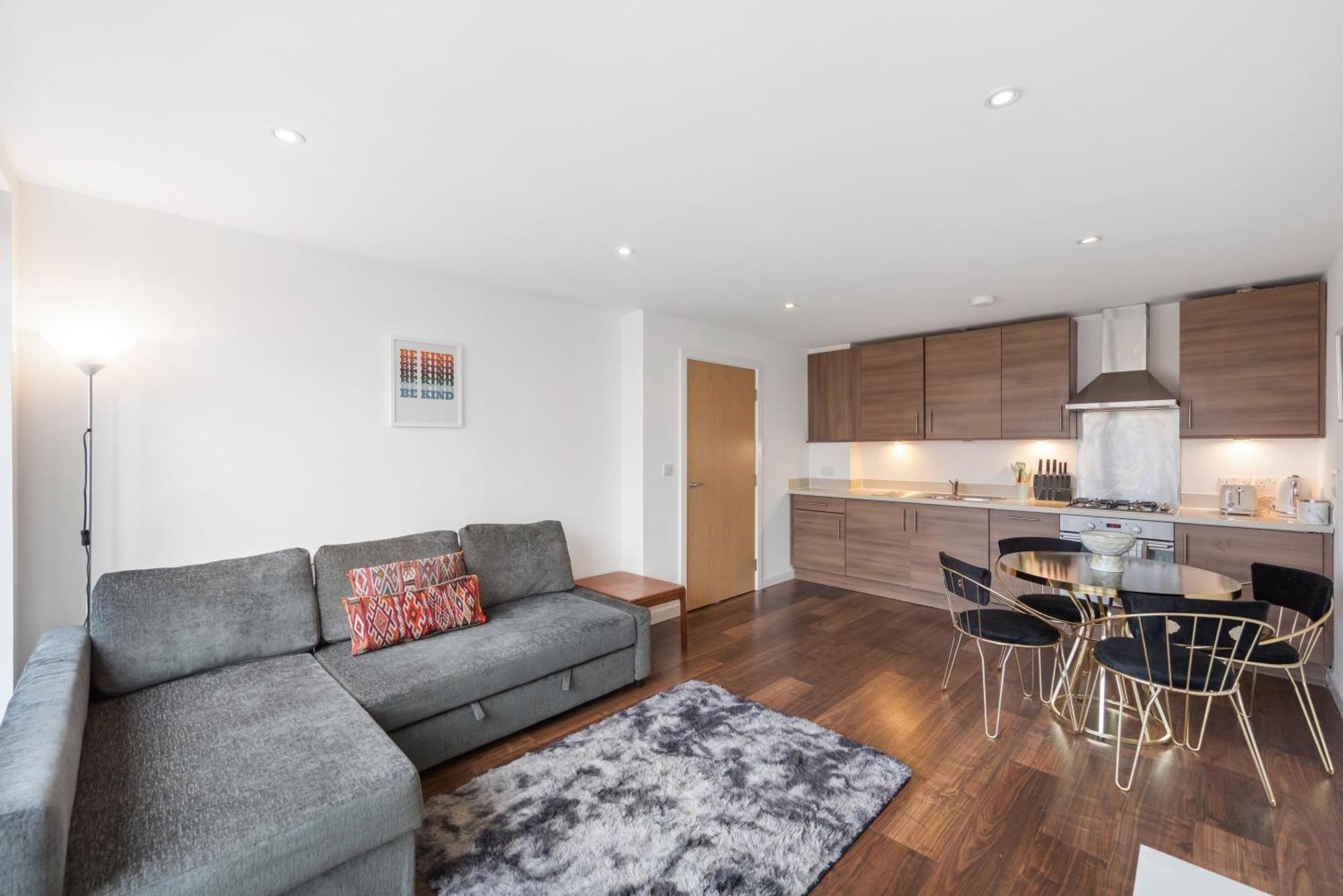 Lift & Free Parking, Modern 1 Bed Flat In Shoreditch Next To Train Station Lejlighed *
