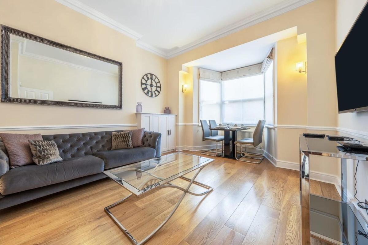 Mayfair Residences Apartment *