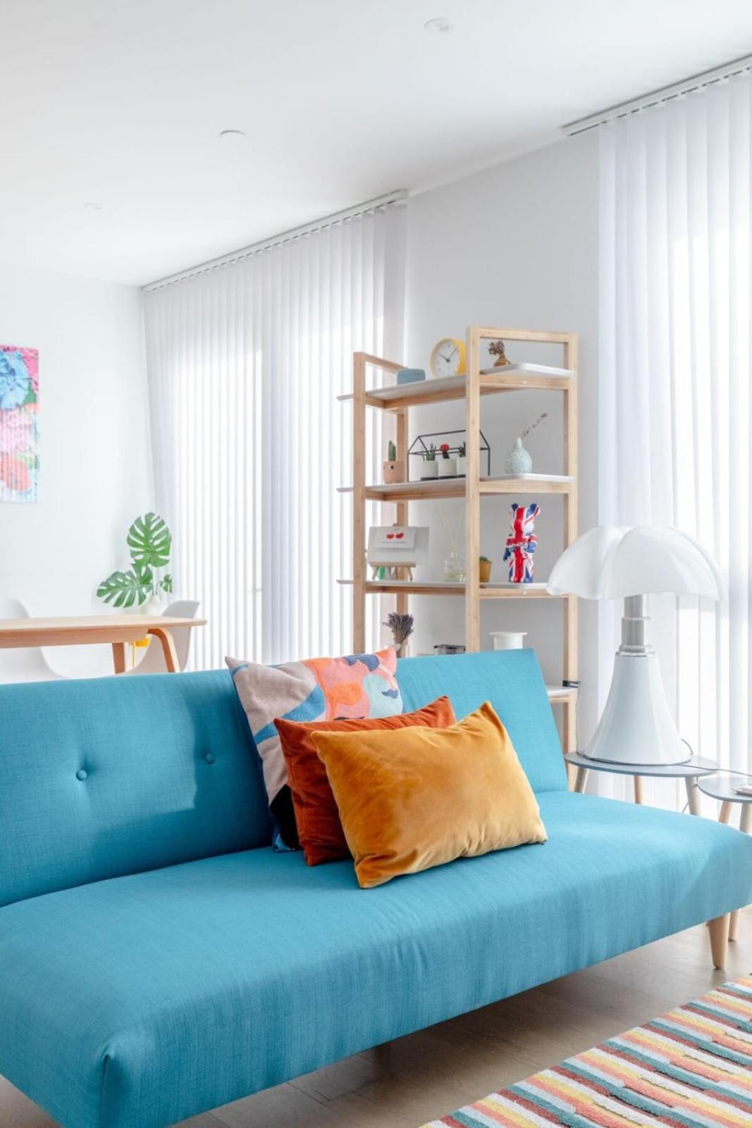 Stylish 2bd Oasis Wbalcony South East London! Leilighet London
