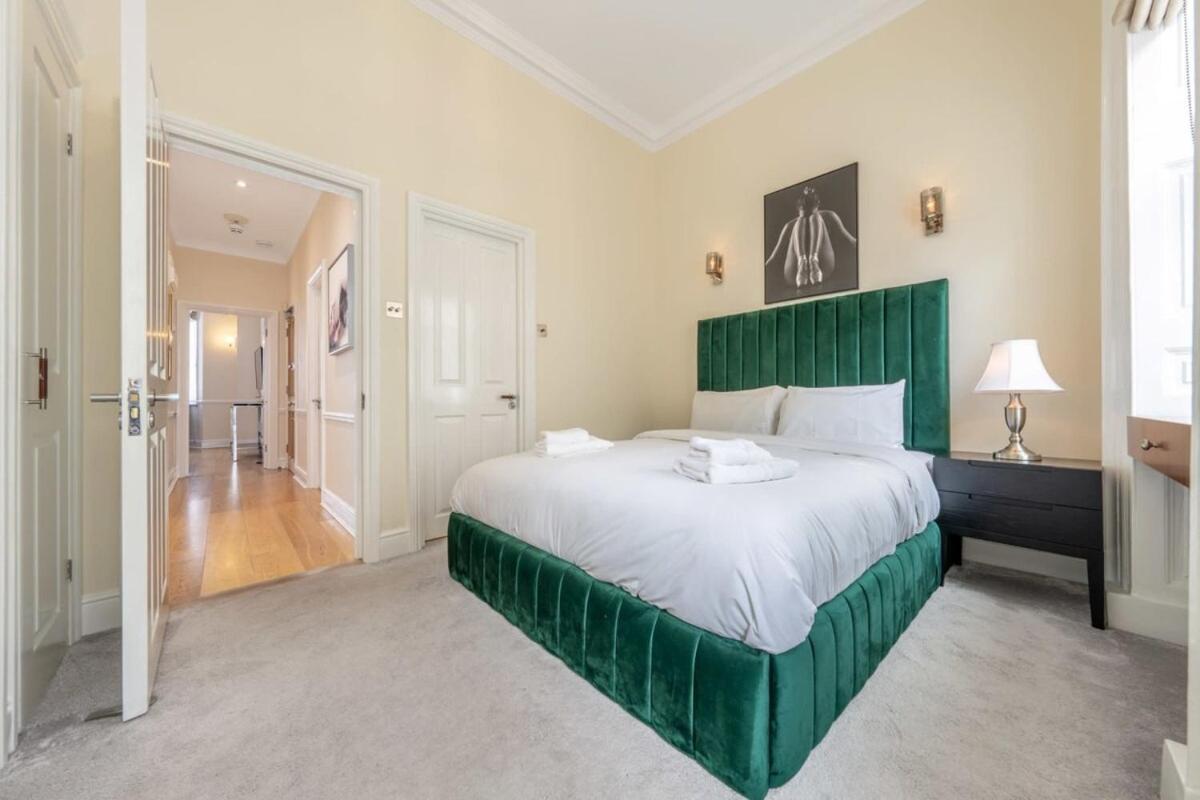 Mayfair Residences Apartment London