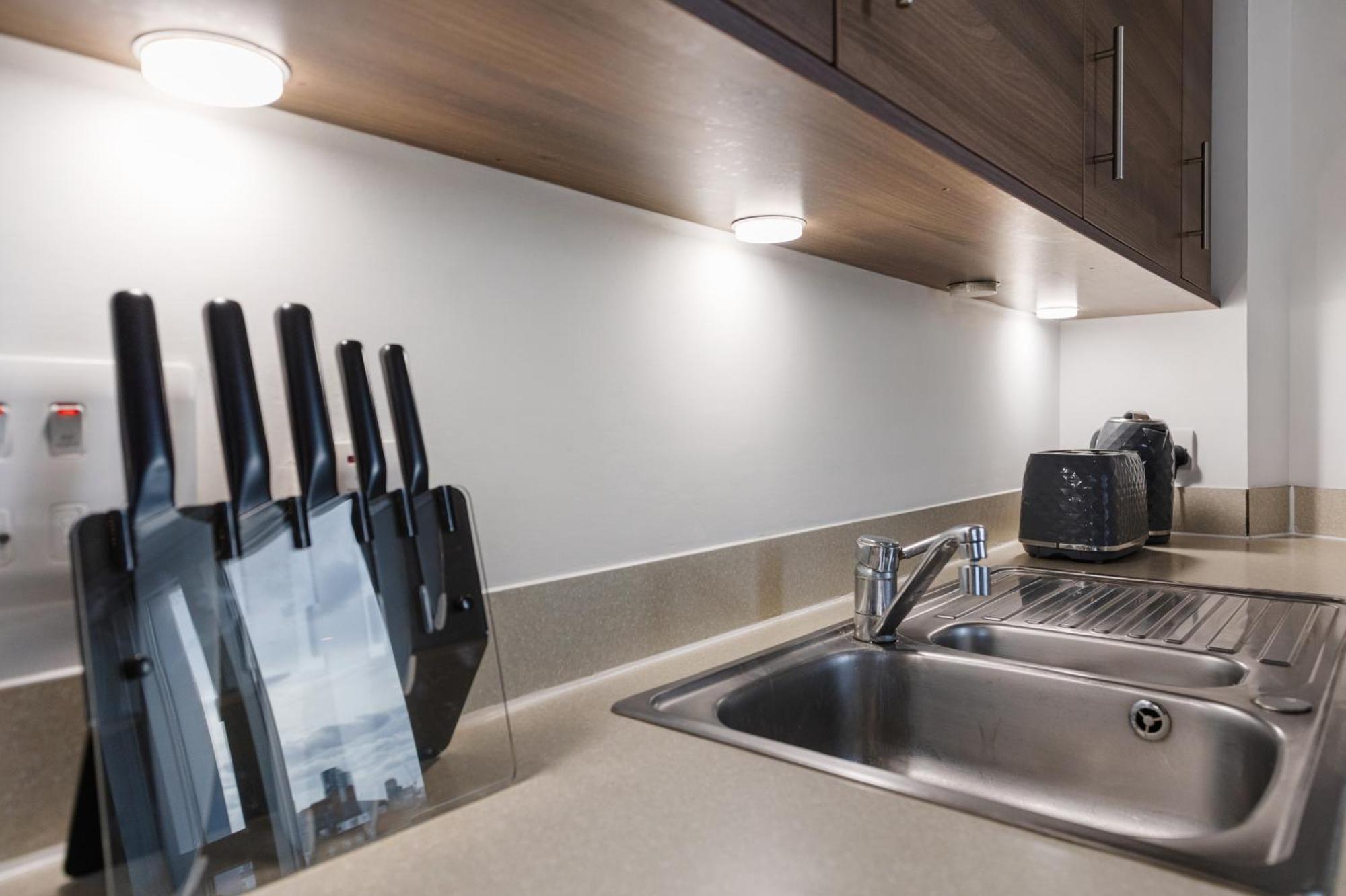 Modern & Spacious 3 Bed With Free Parking & Lift In Shoreditch, Next To Station Lägenhet *