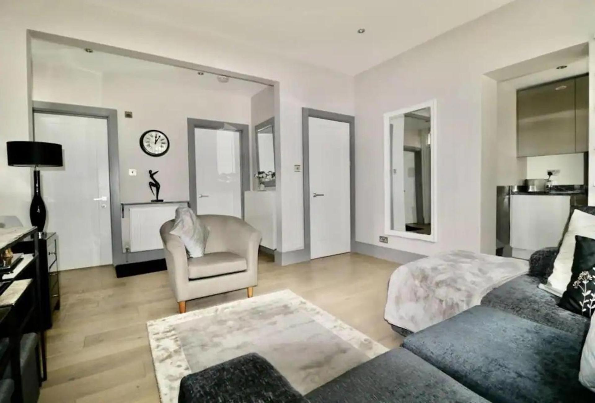 Private 1-bed In Lägenhet London