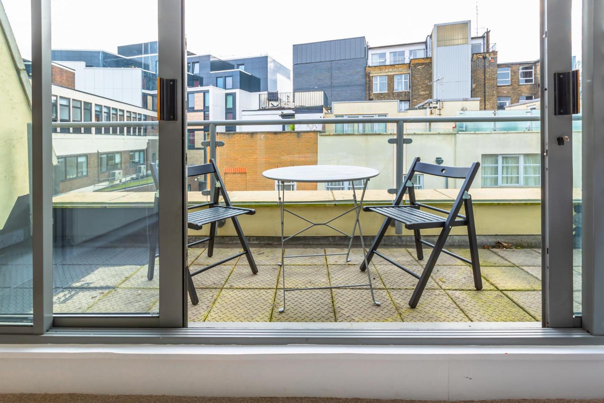 Fantastic Multilevel 3br, Vibrant Angel, 5min Tube Appartement Londen