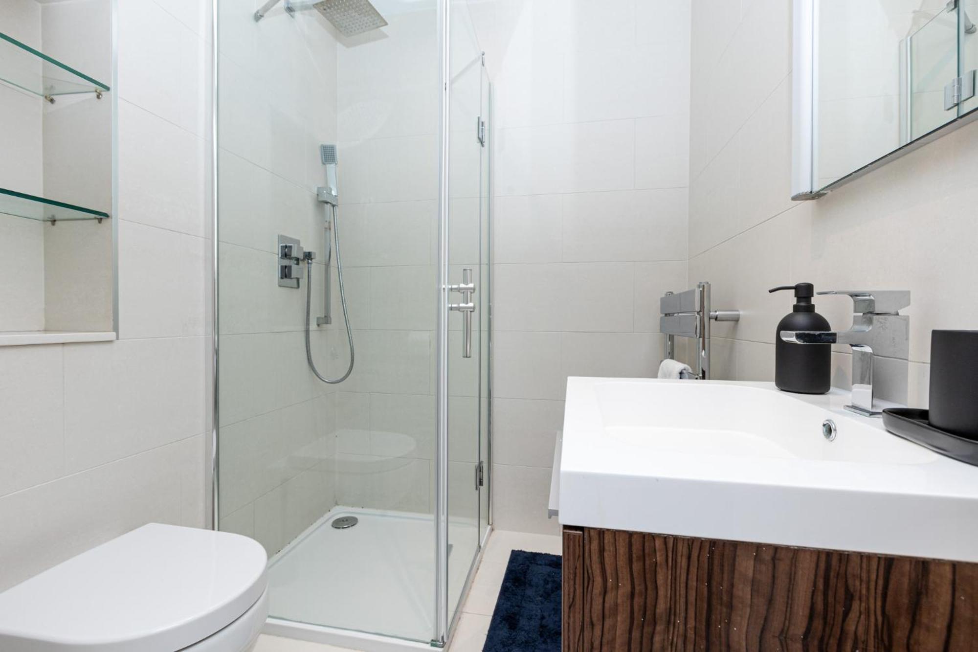 Appartement Fantastic Multilevel 3br, Vibrant Angel, 5min Tube Londen