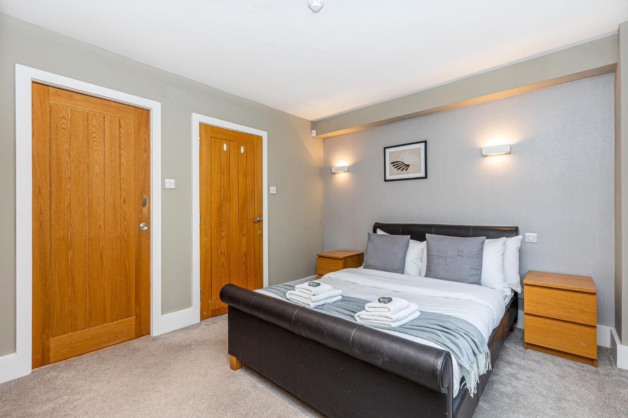 Fantastic Multilevel 3br, Vibrant Angel, 5min Tube Appartement Londen