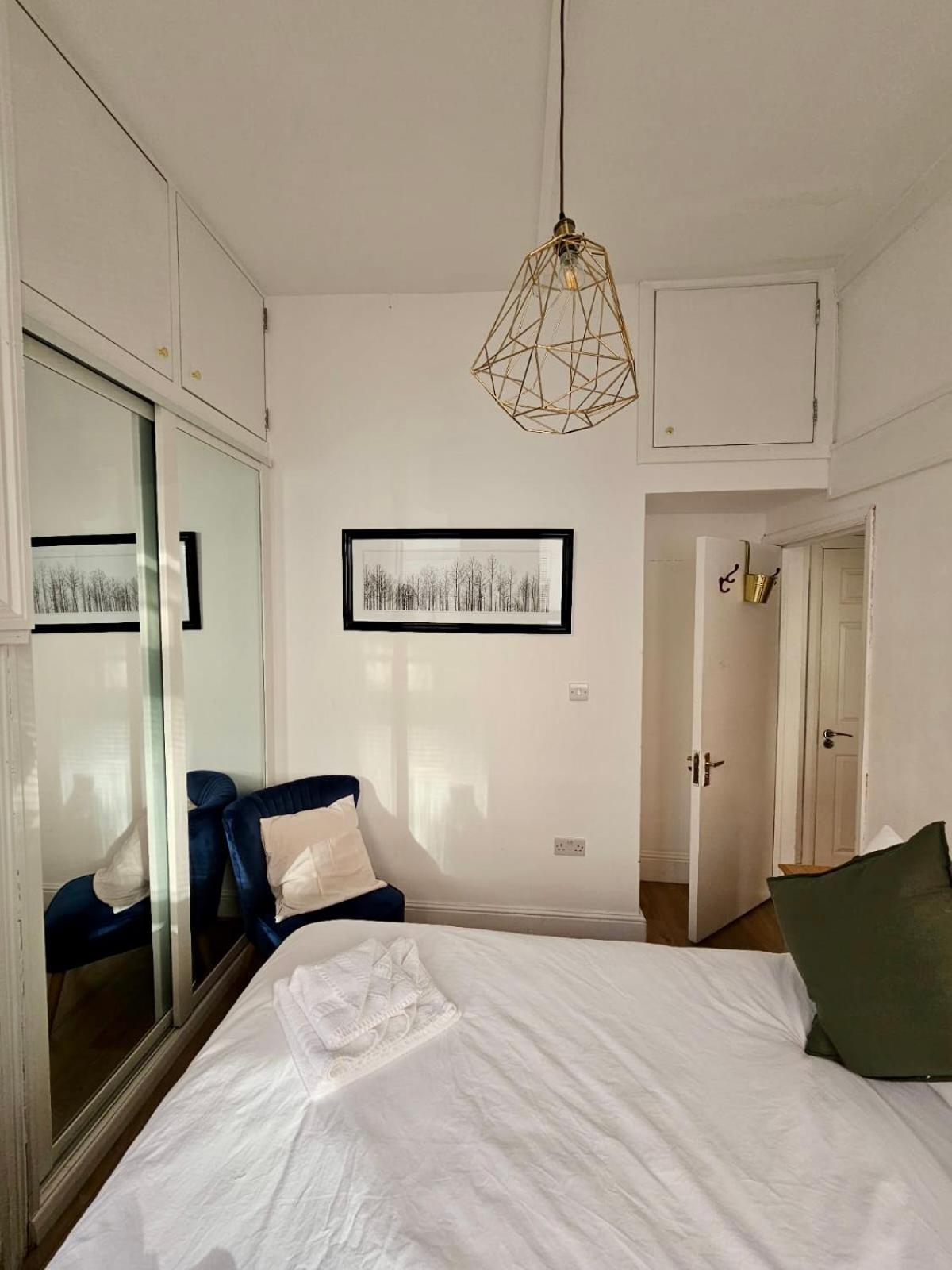 Modern Flat In Victorian West Kensington Mansion Appartement Londres