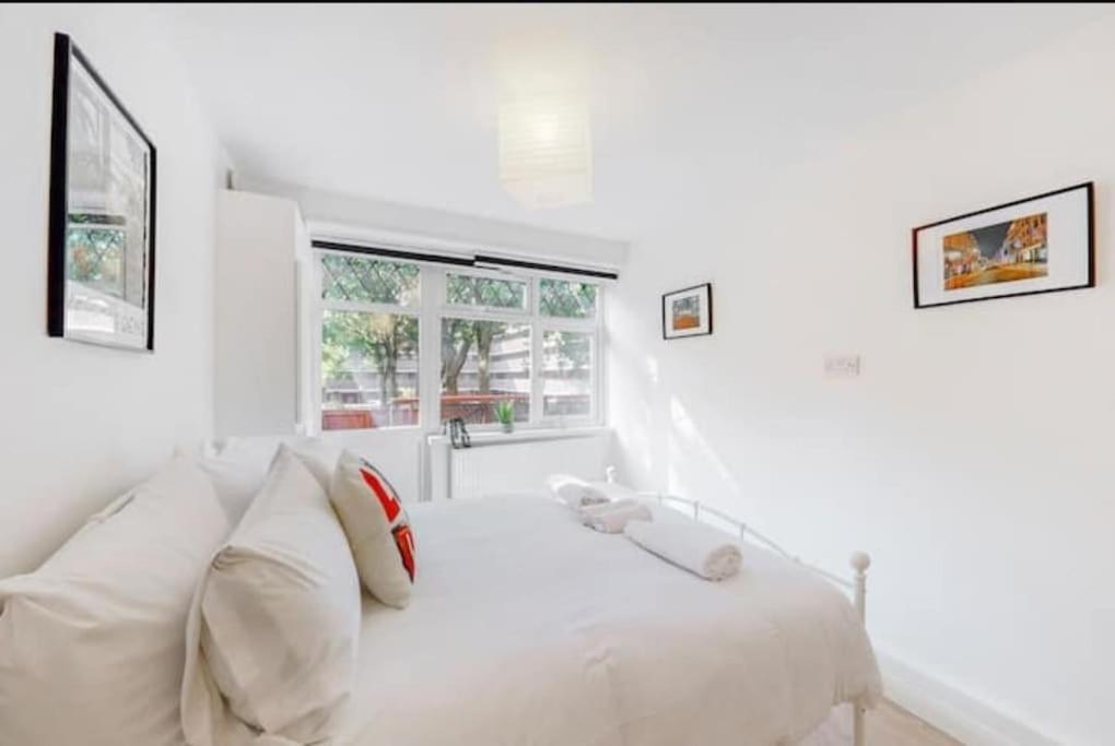 Semesterbostad Modern 4 Bedroom In Kings Cross With Garden *