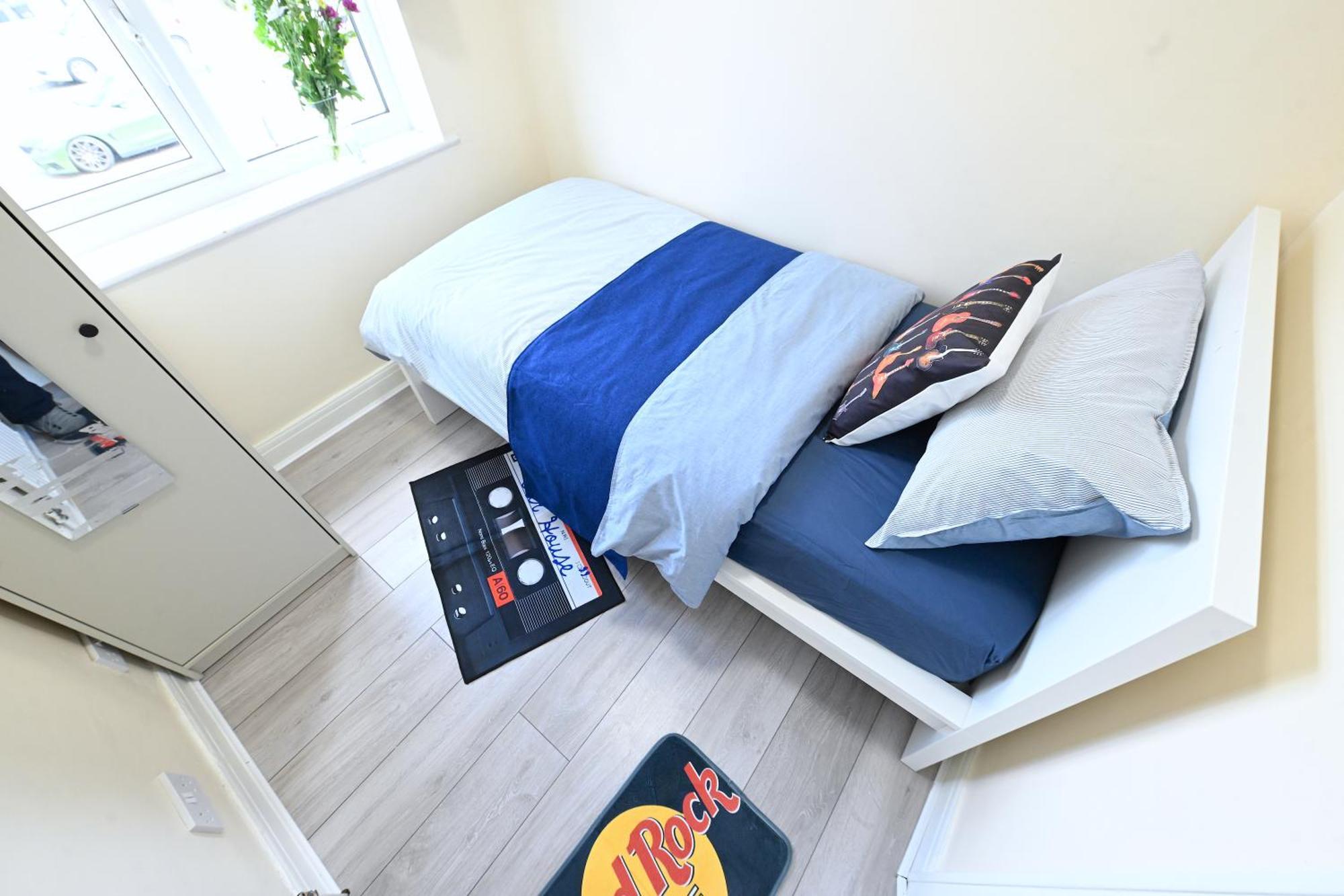 Spacious 5 Bedroom House Next To Tottenham Stadium Appartement *