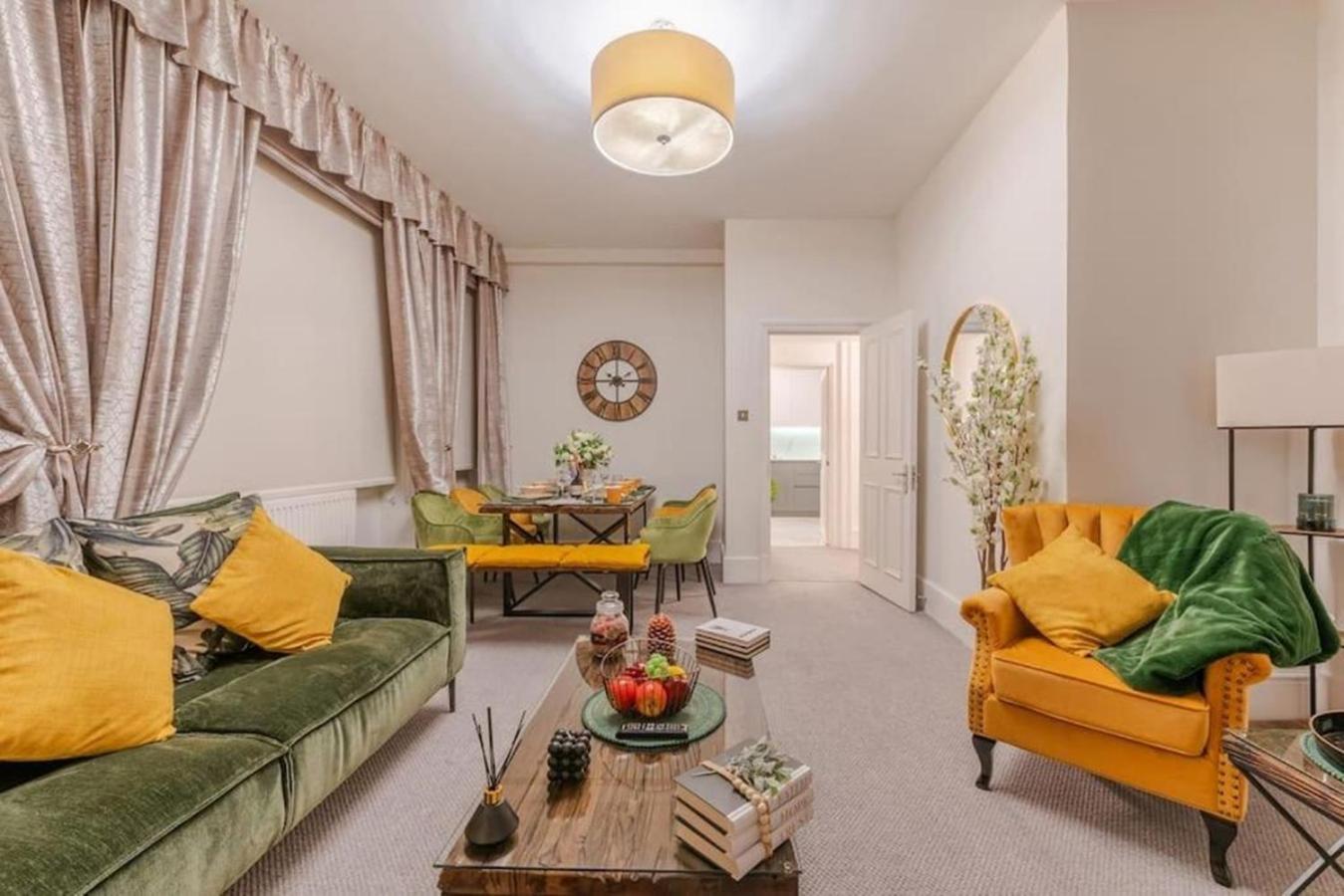 Harley Street Spectacular With High Ceilings, High Luxury * Londra