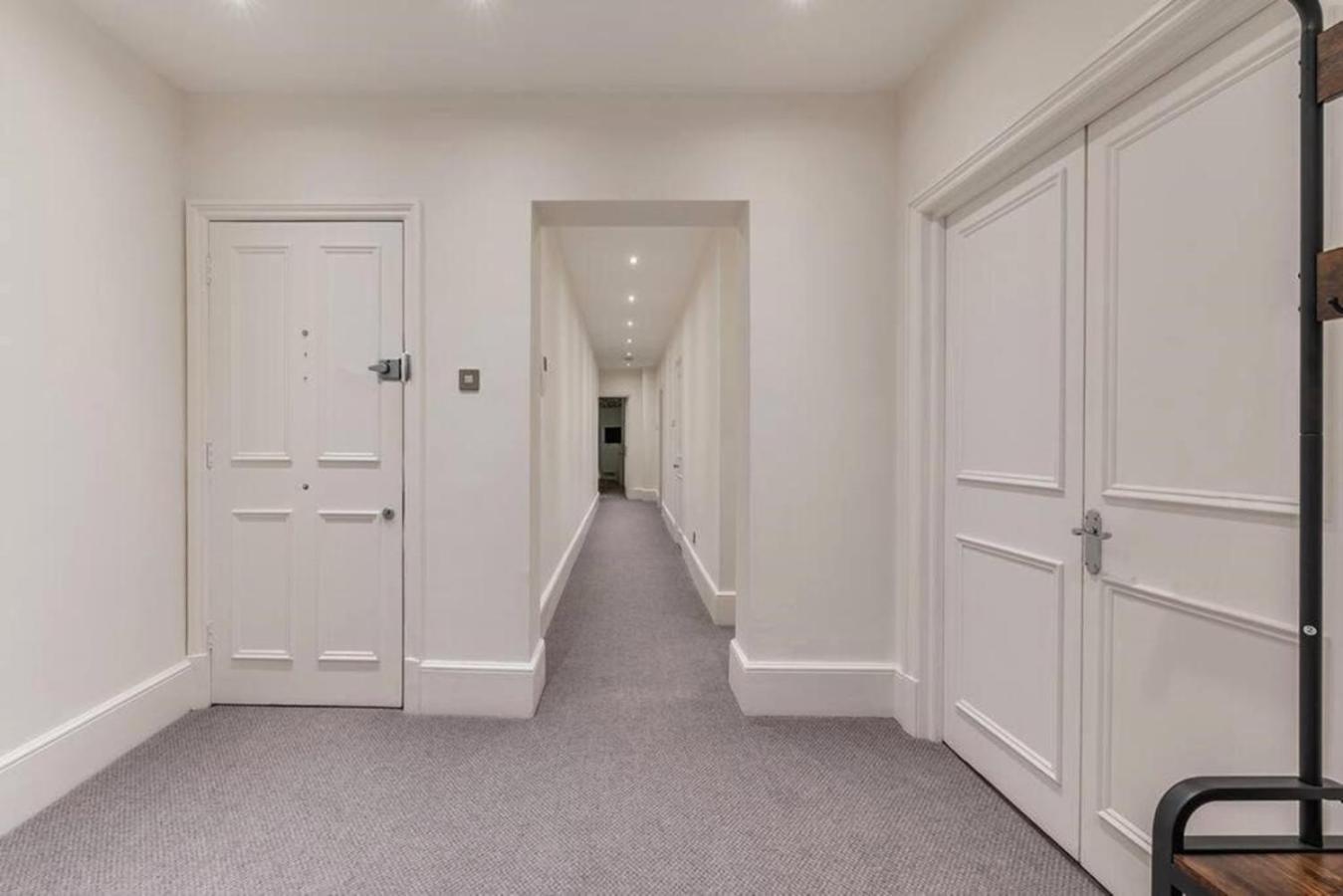 Harley Street Spectacular With High Ceilings, High Luxury Appartamento Londra
