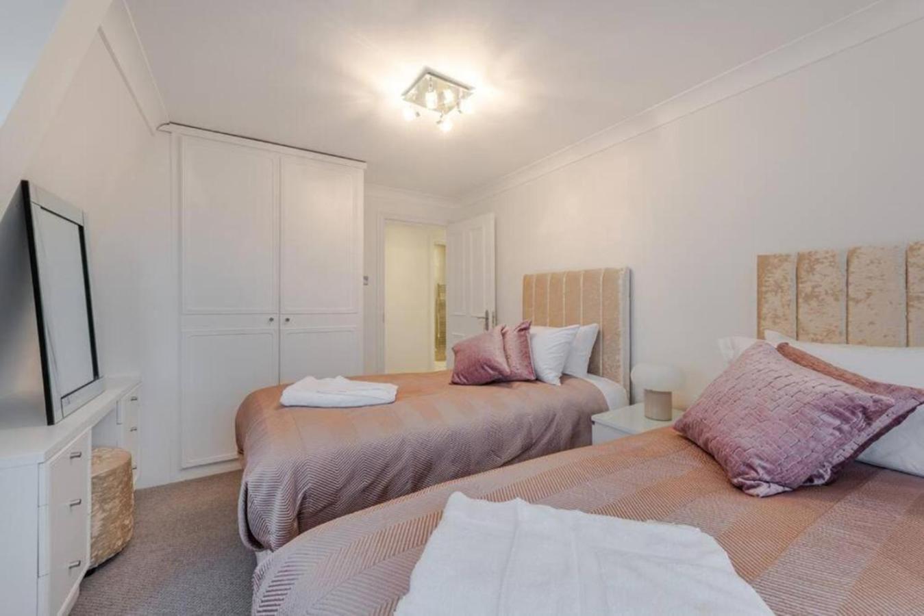 Harley Street Spectacular With High Ceilings, High Luxury Appartamento *
