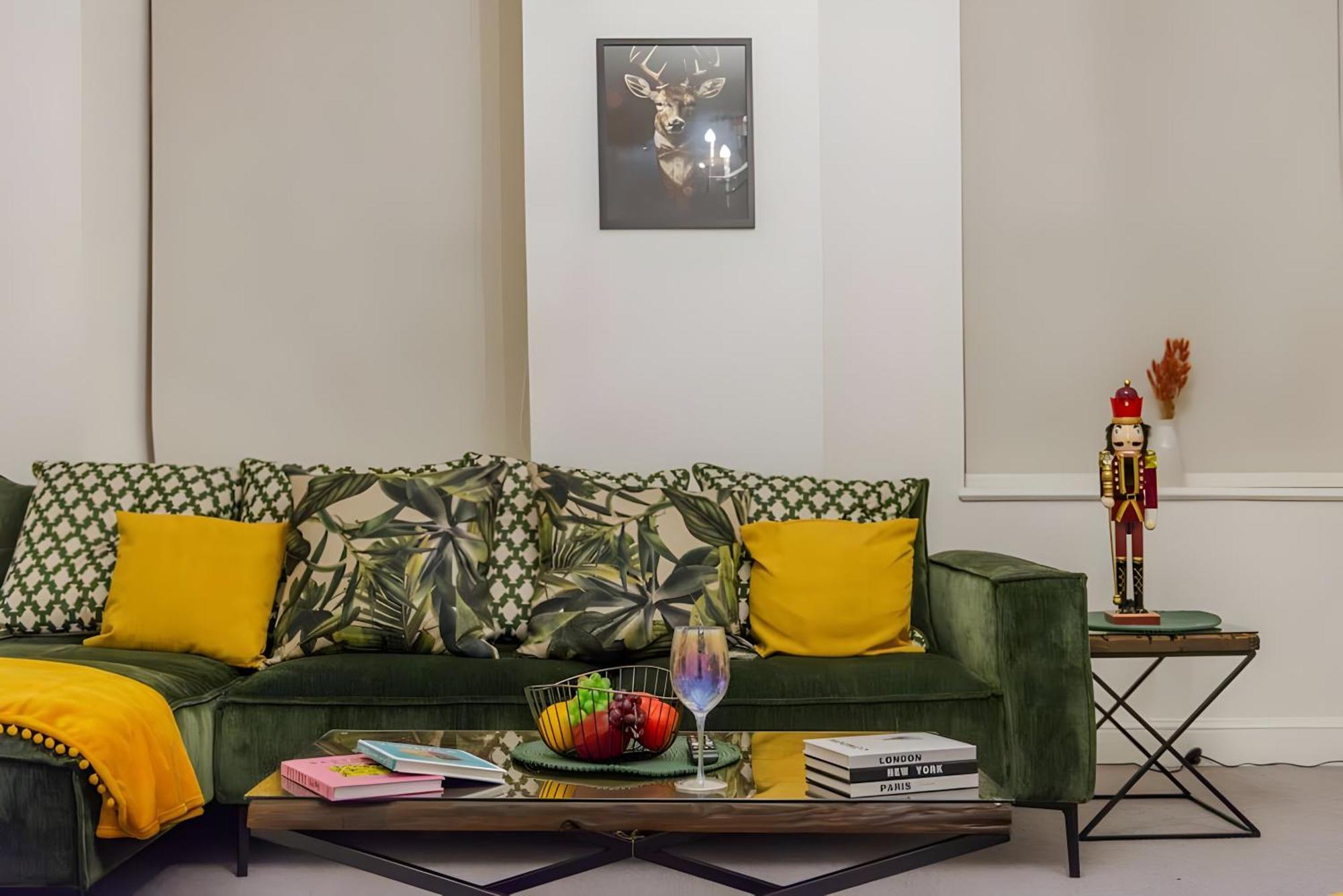 Harley Street Spectacular With High Ceilings, High Luxury Appartamento *
