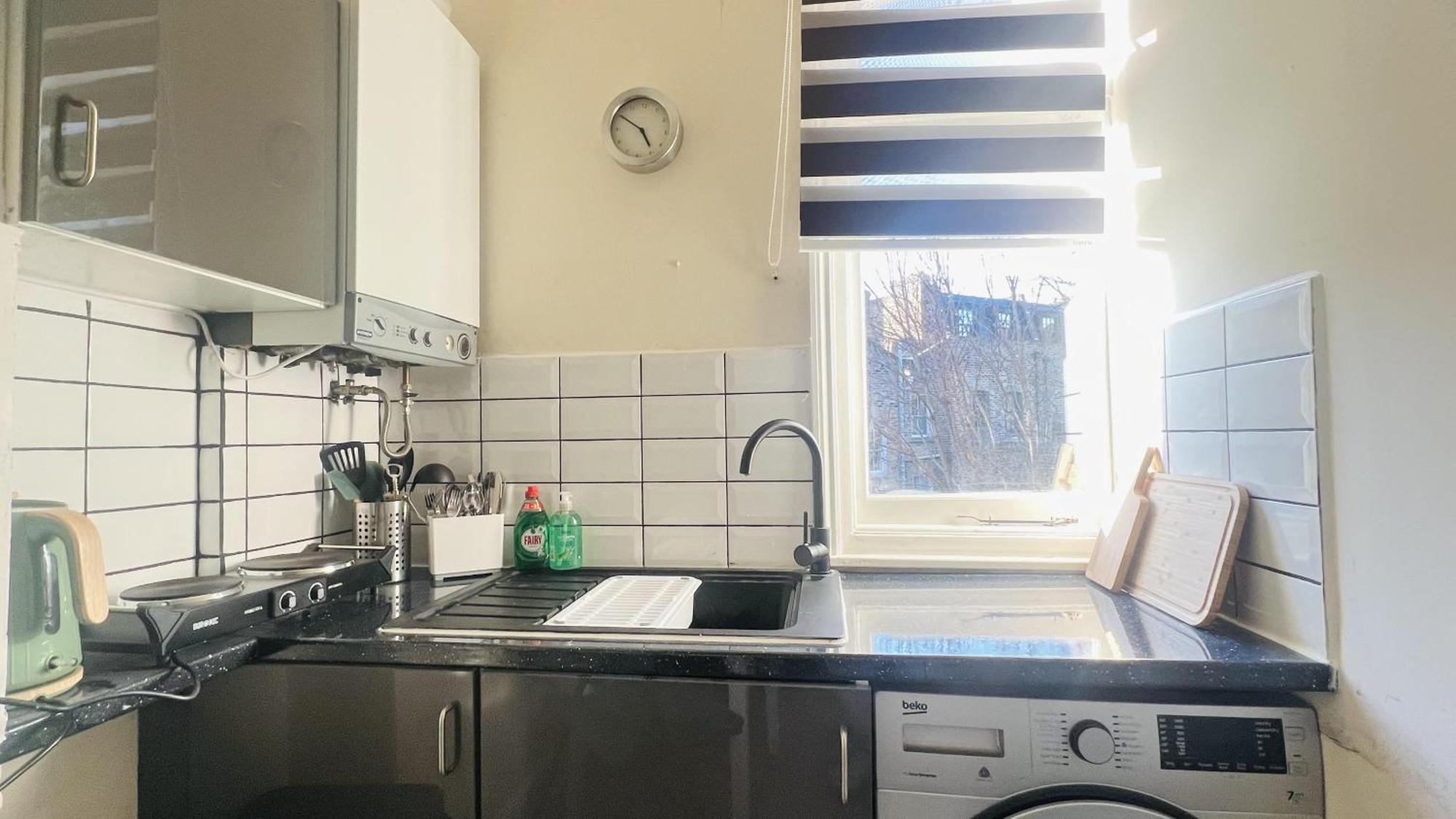 Appartement Impeccable 1 Bedroom Flat In Londen