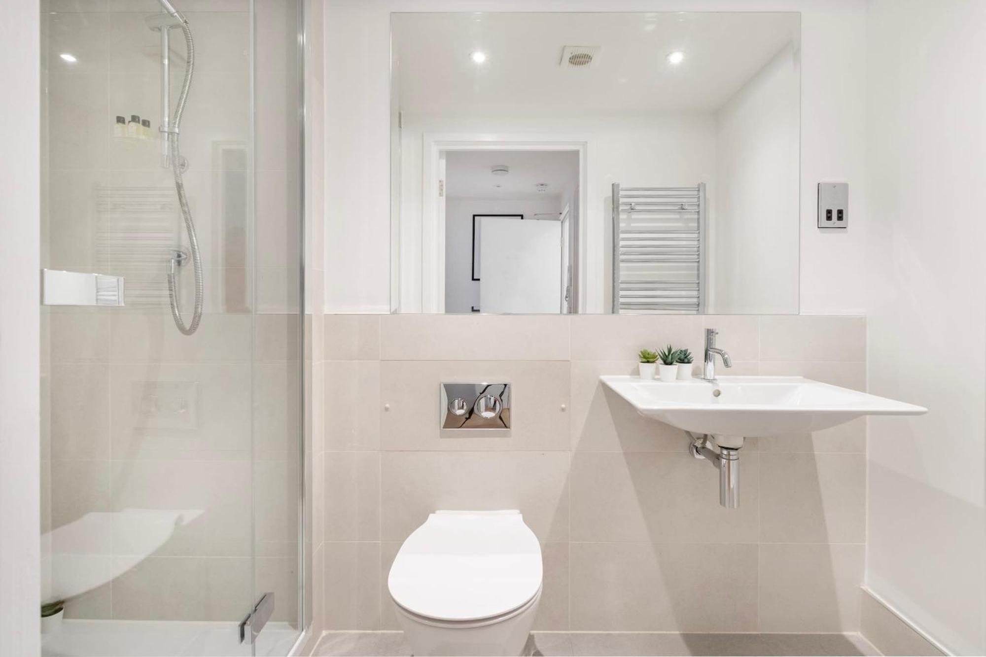 Fitzrovia With Balcony - Cityapartmentstay