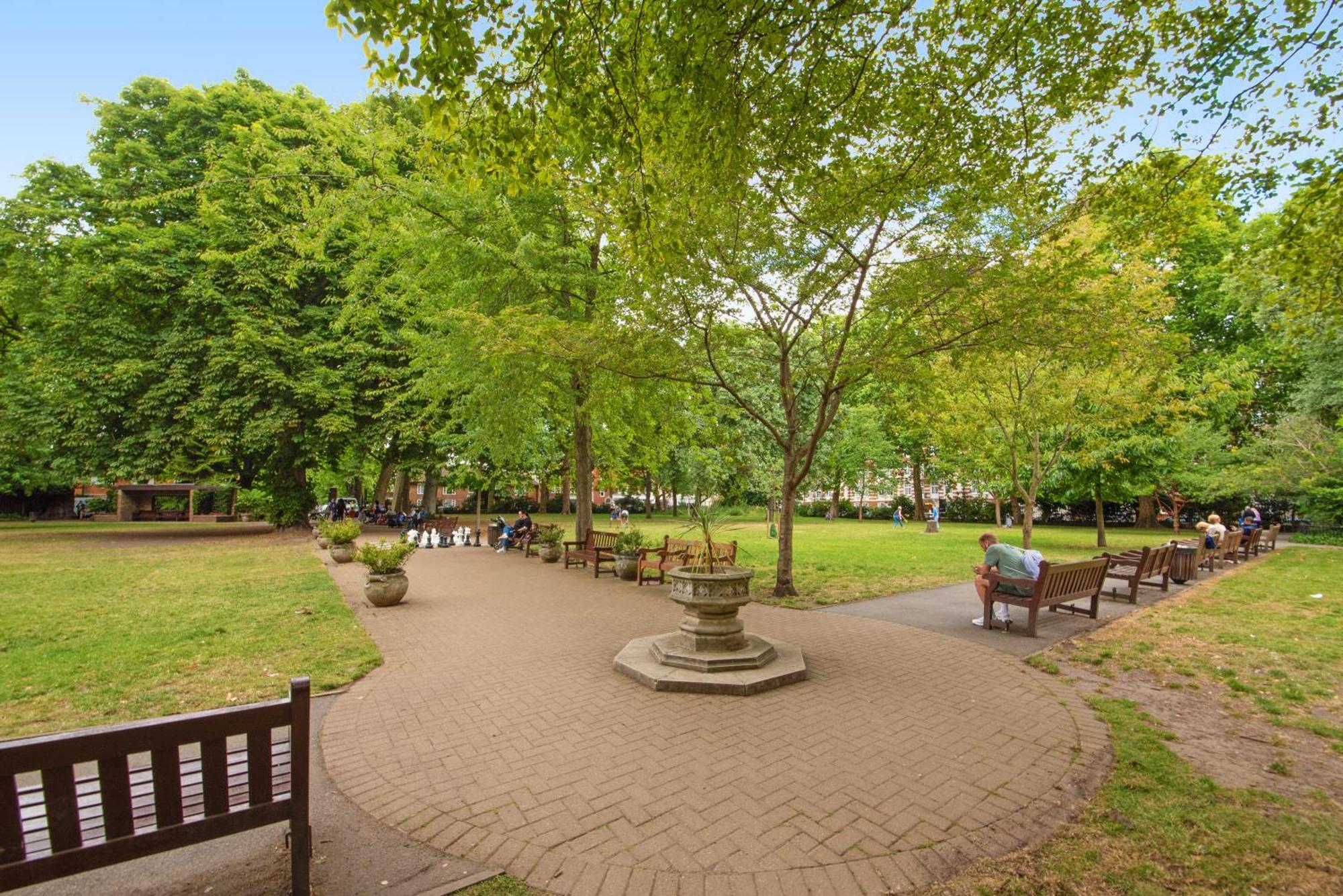 Delux 1 Bd Regents Park Nw8 * Londra