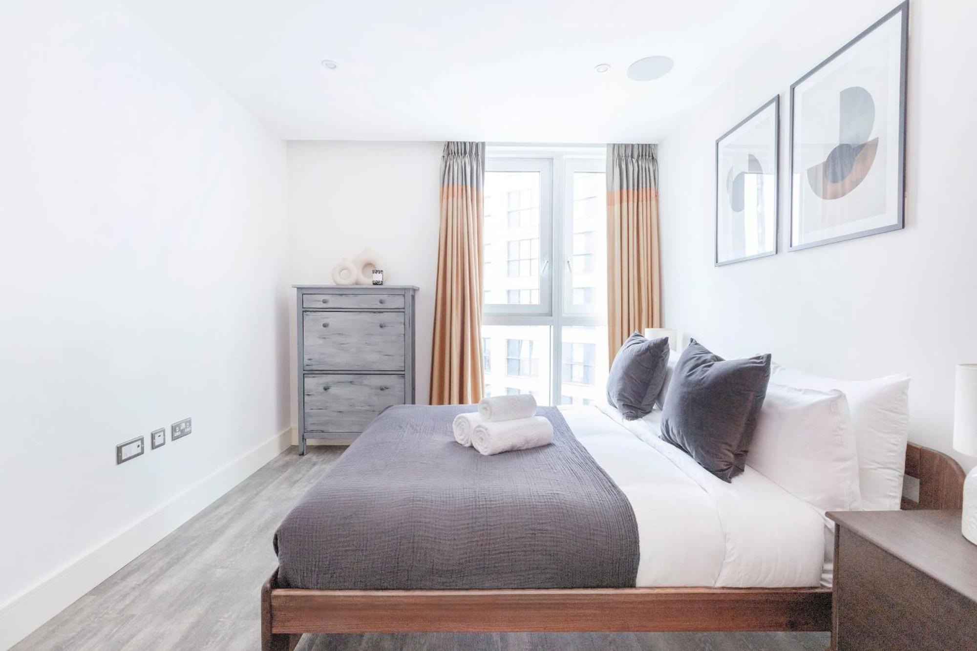 Tower Bridge & Liverpool Street - 2br - Cityapartmentstay Londra