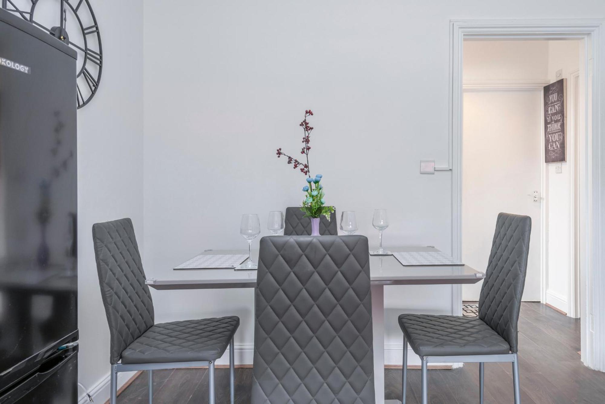 Apartment Modern Family W/wi-fi, Netflix, Self Check-in