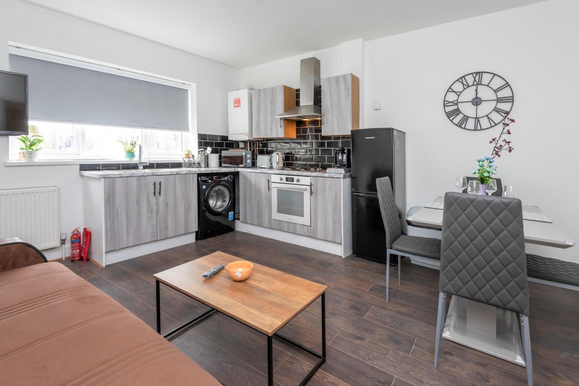 Apartment Modern Family W/wi-fi, Netflix, Self Check-in
