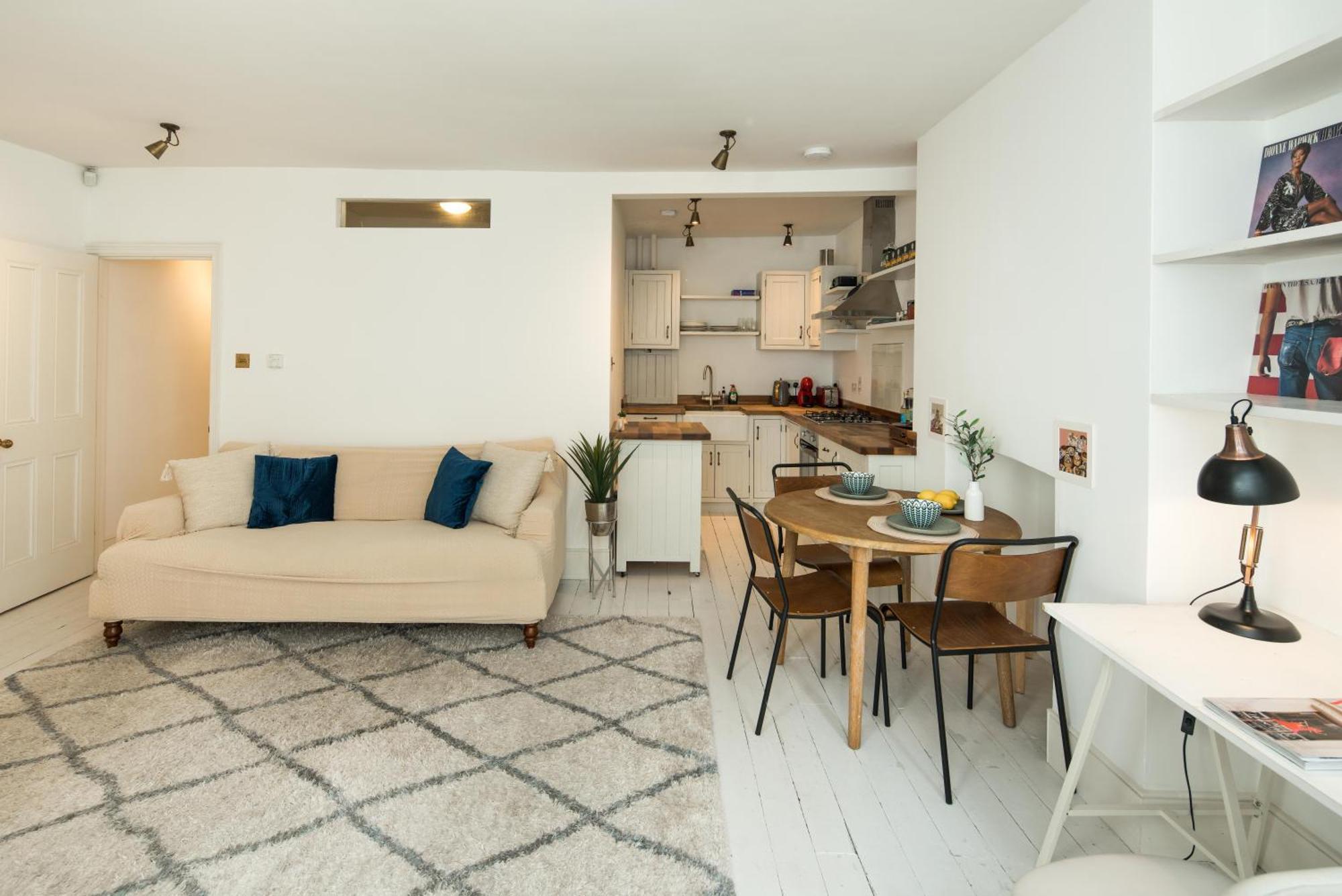 Apartment Charming 2-bed Flat In The Heart Of Nottinghill - Steps From Portobello Rd Market And Nottinghill Bookshop