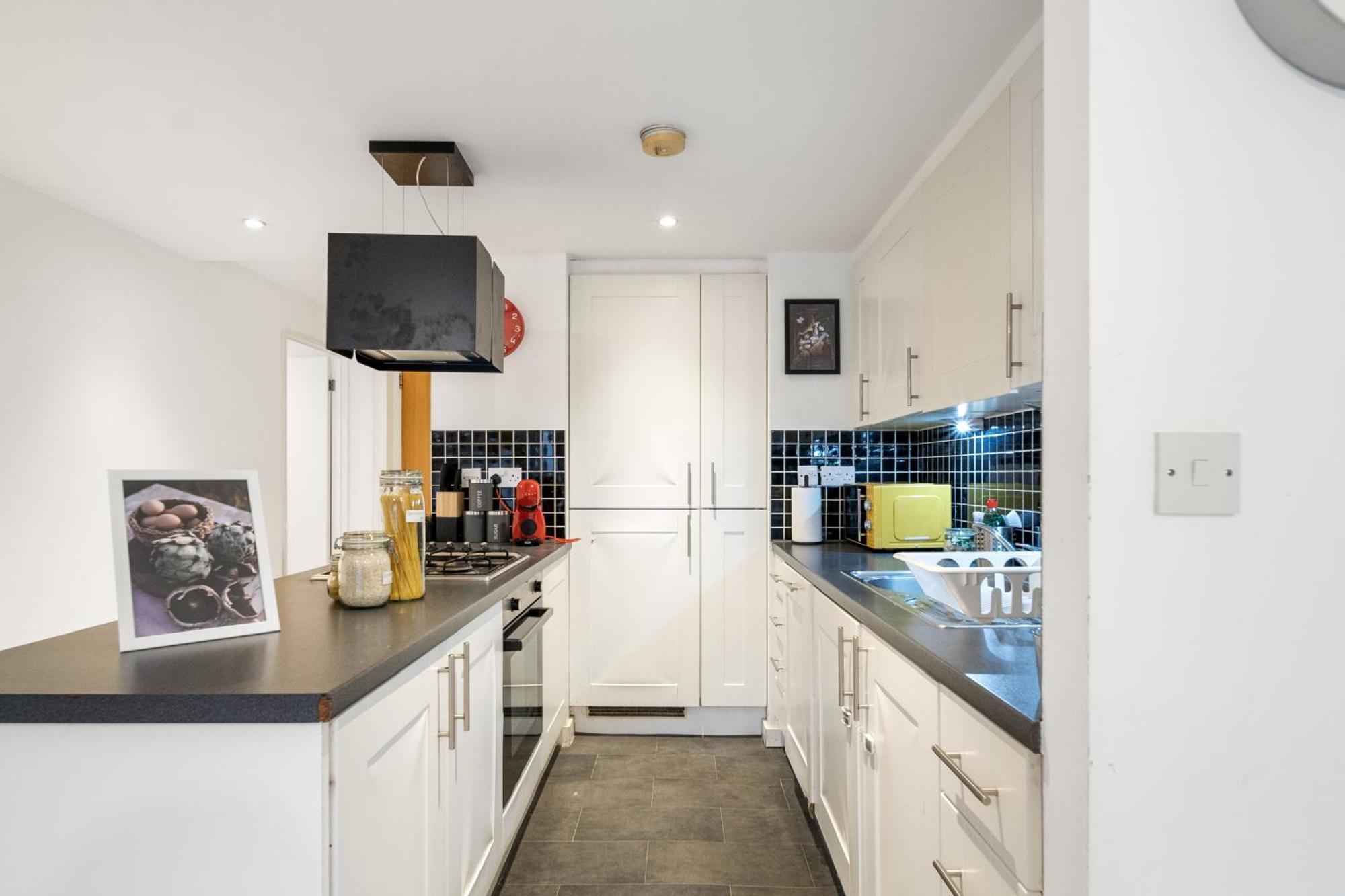 Lägenhet Livestay - Modern Two Bed In Stratford *