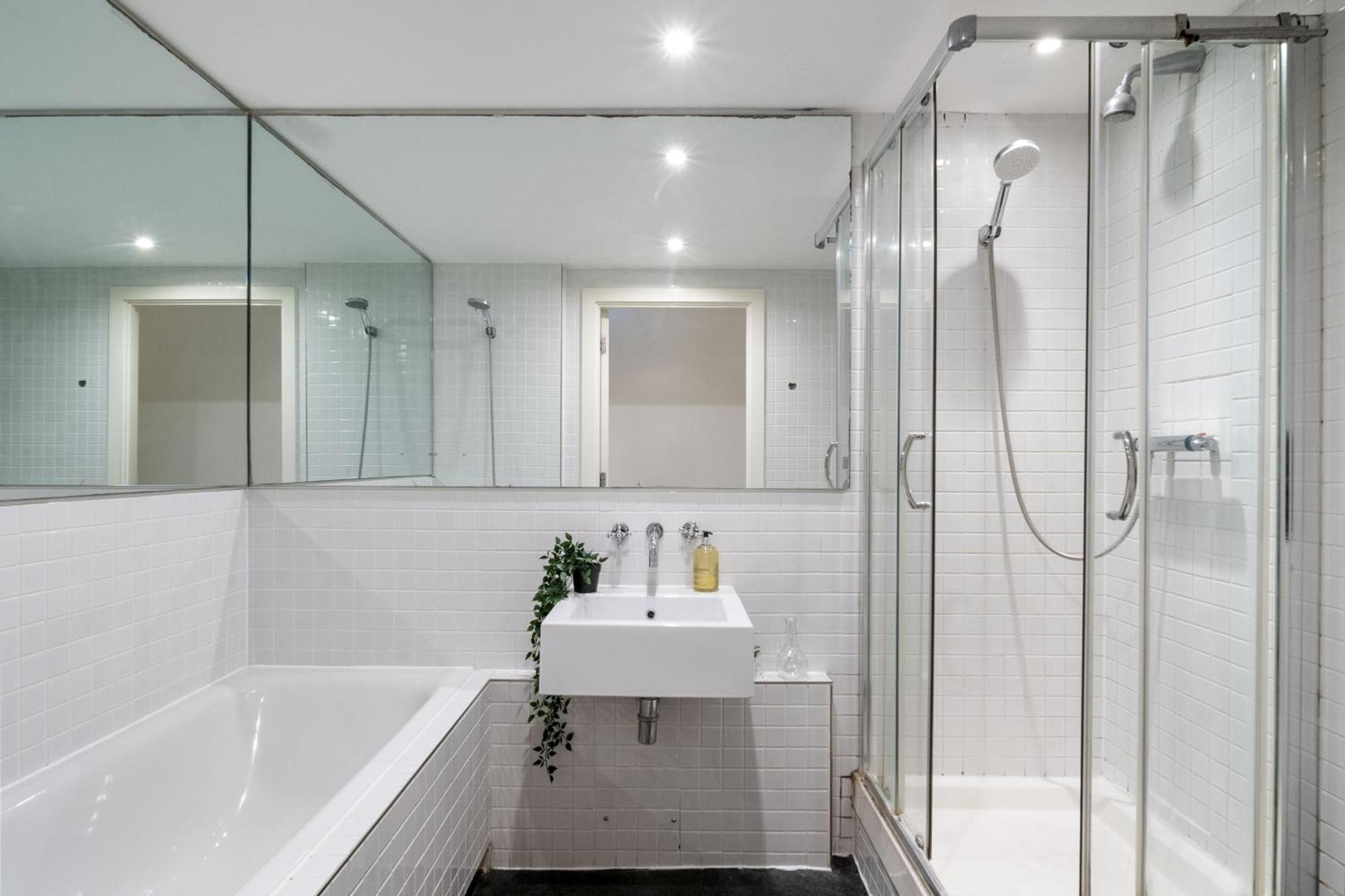 Livestay - Modern Two Bed In Stratford Lägenhet *