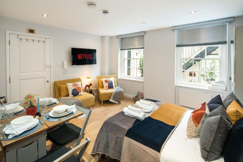 5 Min Walk To Madame Tussauds - 5 Min Walk To Baker Street - 5 Min Walk To Marylebone Railway Station - 5 Min Walk To Regent Park - Appartement *