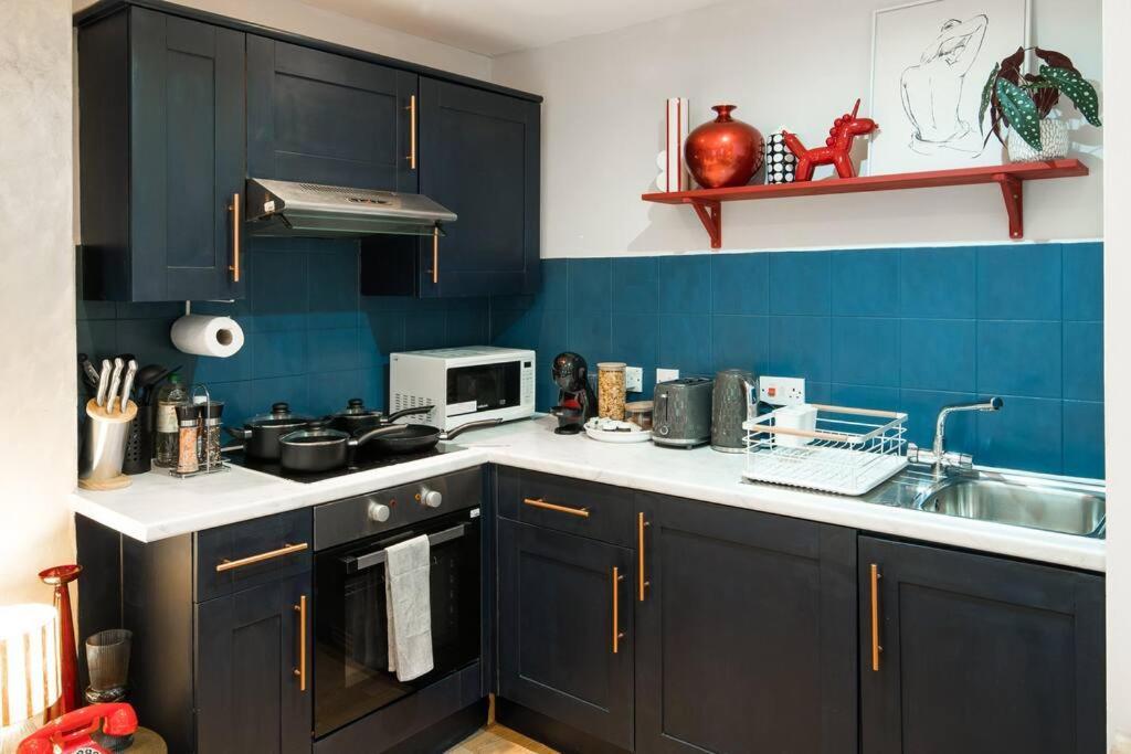 Appartement 5 Min Walk To Madame Tussauds - 5 Min Walk To Baker Street - 5 Min Walk To Marylebone Railway Station - 5 Min Walk To Regent Park -