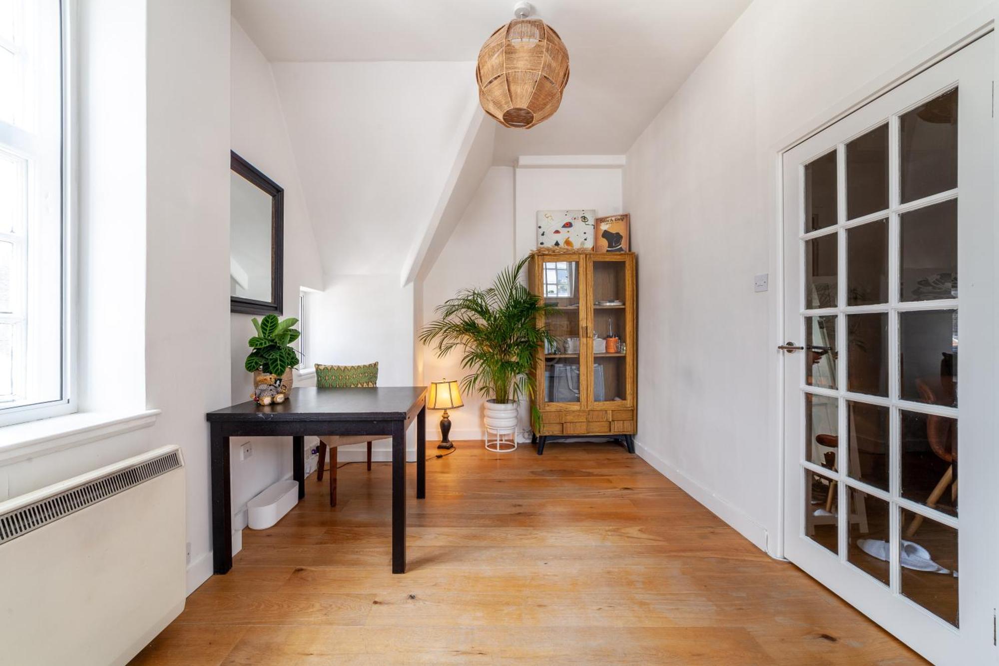 Exceptional Floor 1br In Fitzrovia * Londen