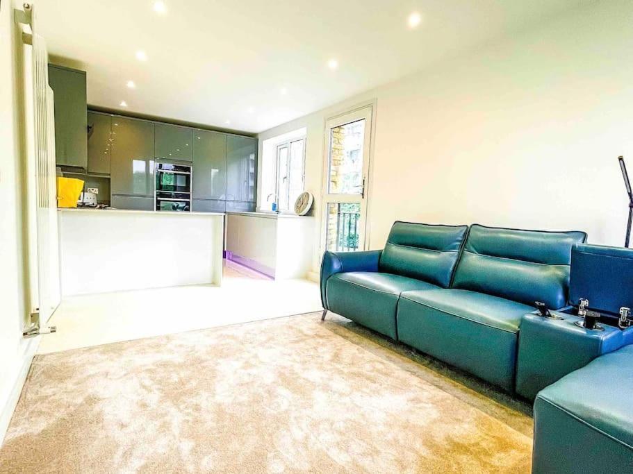 Luxury Apartment London