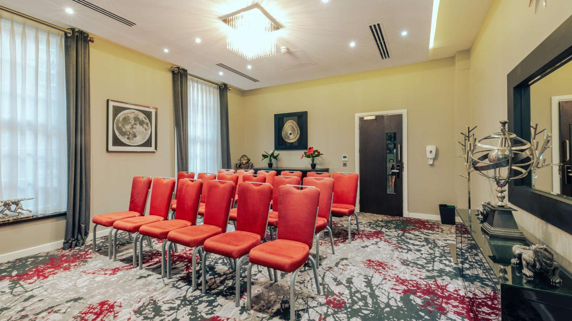 Doubletree By Hilton - Greenwich Hotel 4*