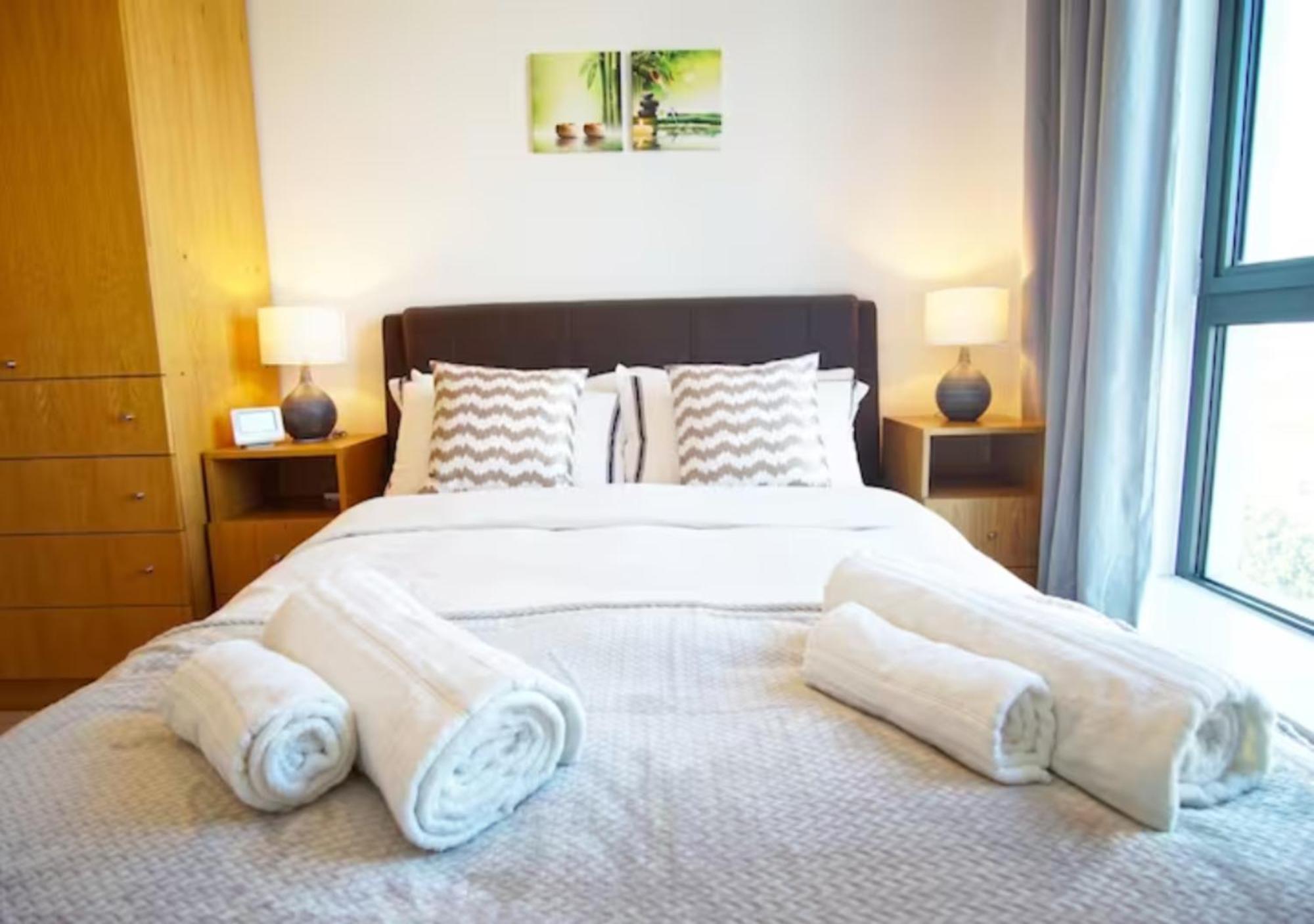 Deluxe Spacious 2Br Flat Near Excel London And O2 Arena *